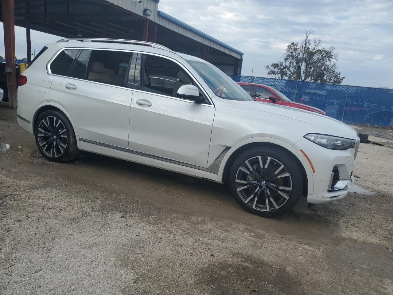 Photo 3 VIN: 5UXCX4C53KLS38965 - BMW X7 