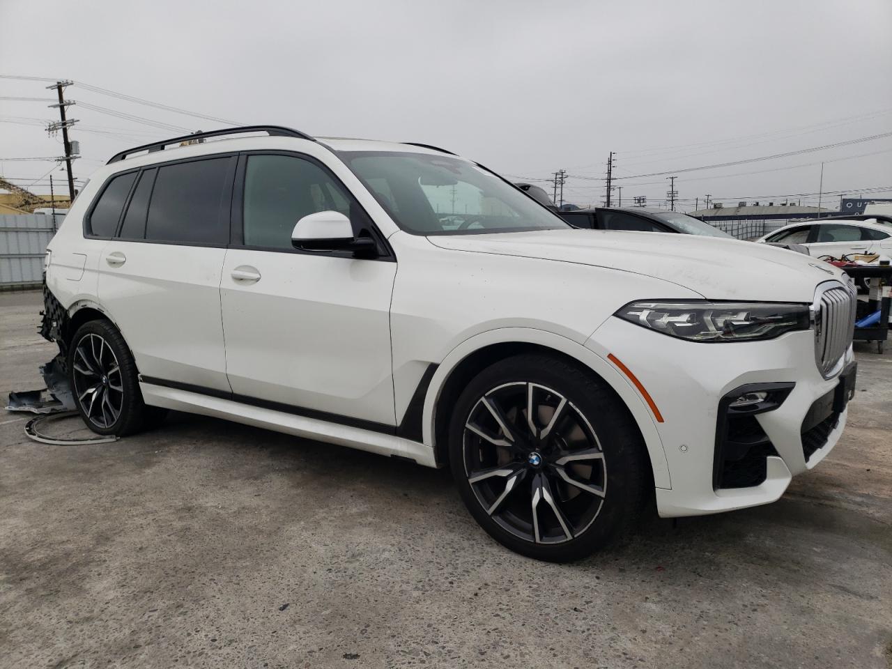 Photo 3 VIN: 5UXCX4C58KLS39240 - BMW X7 