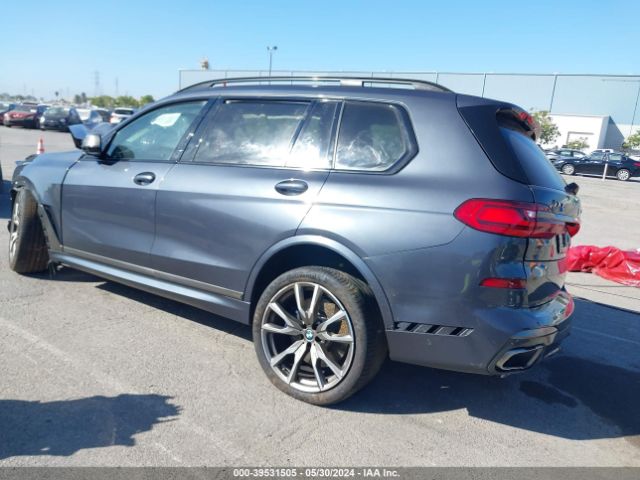 Photo 2 VIN: 5UXCX6C03M9H32620 - BMW X7 