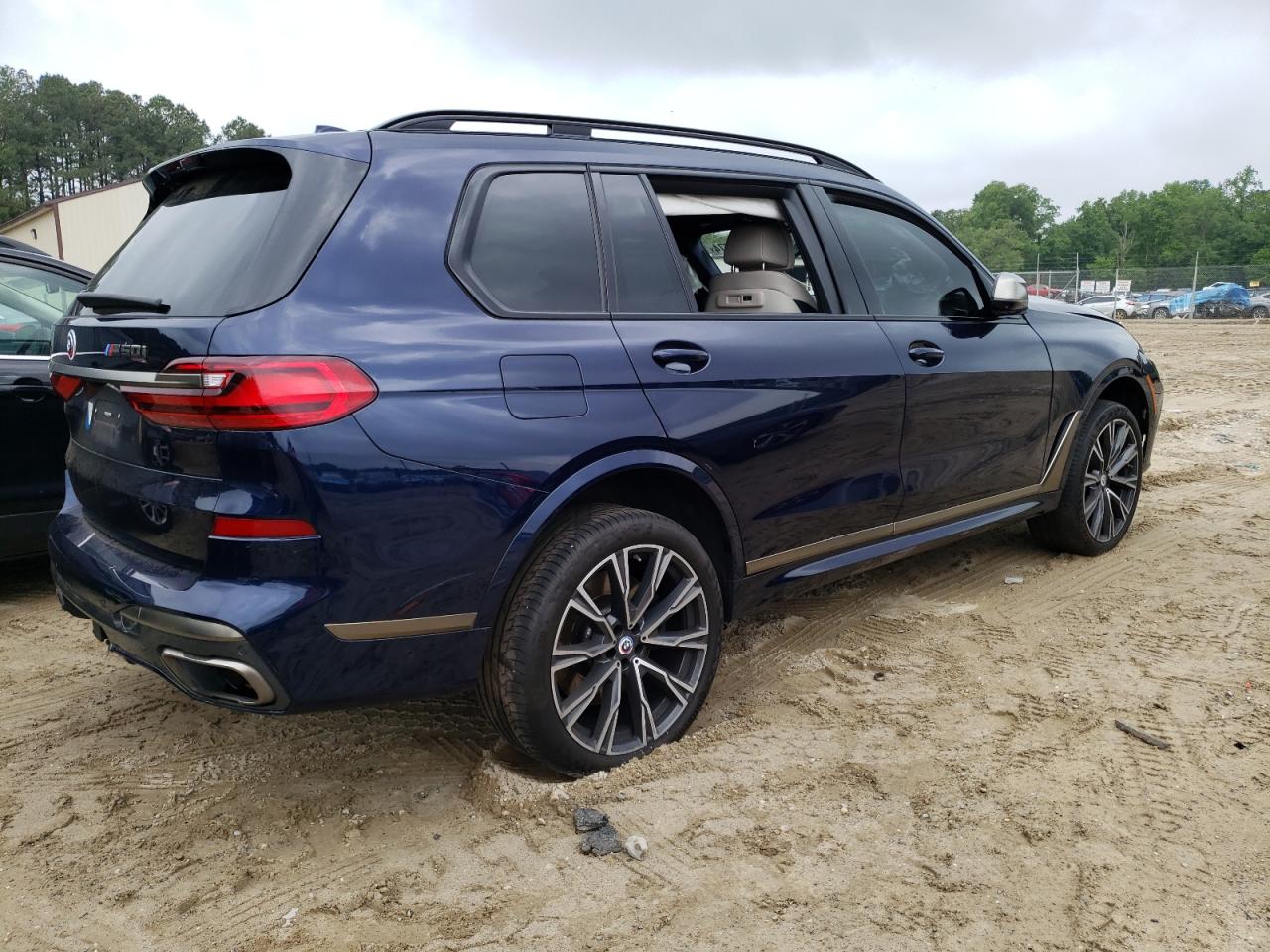 Photo 2 VIN: 5UXCX6C04N9M27450 - BMW X7 