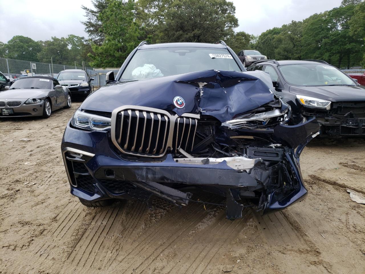 Photo 4 VIN: 5UXCX6C04N9M27450 - BMW X7 