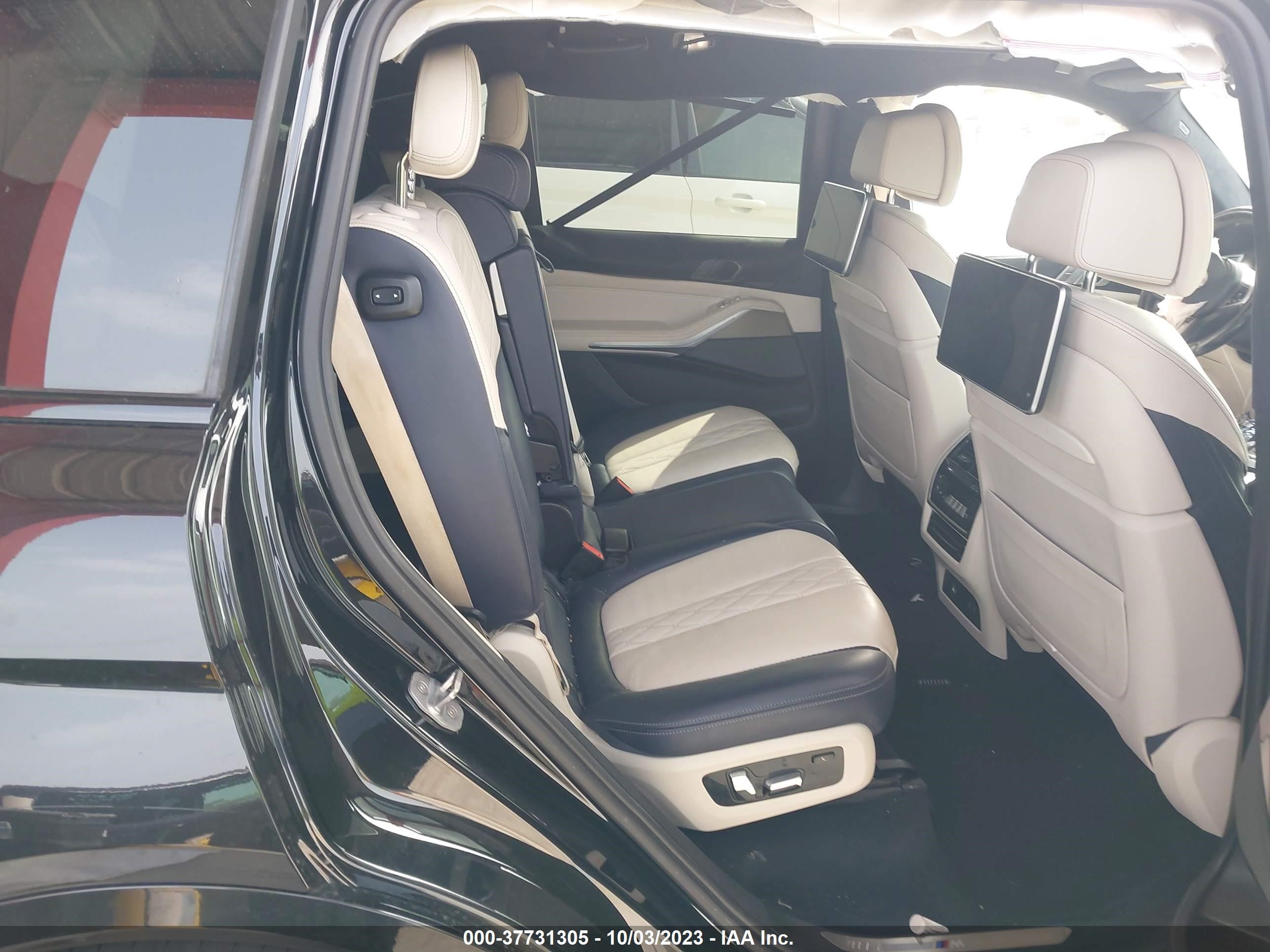 Photo 7 VIN: 5UXCX6C05L9C11669 - BMW X7 