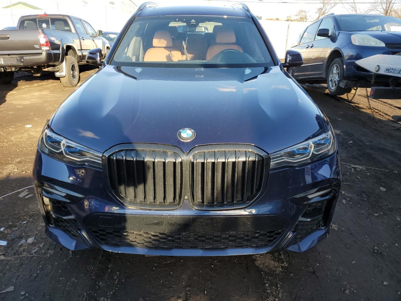 Photo 4 VIN: 5UXCX6C05N9M69013 - BMW X7 