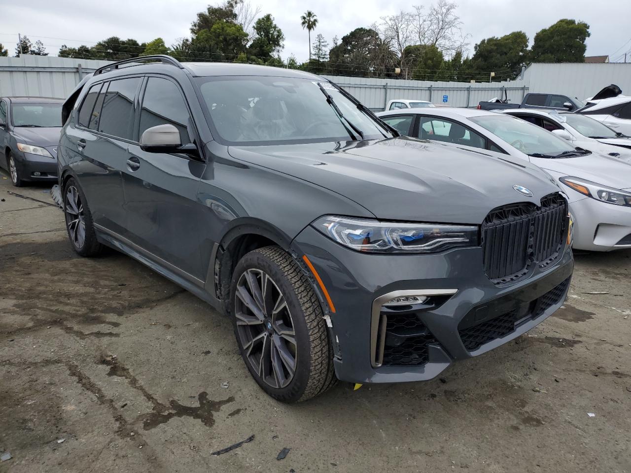 Photo 3 VIN: 5UXCX6C06N9J33080 - BMW X7 