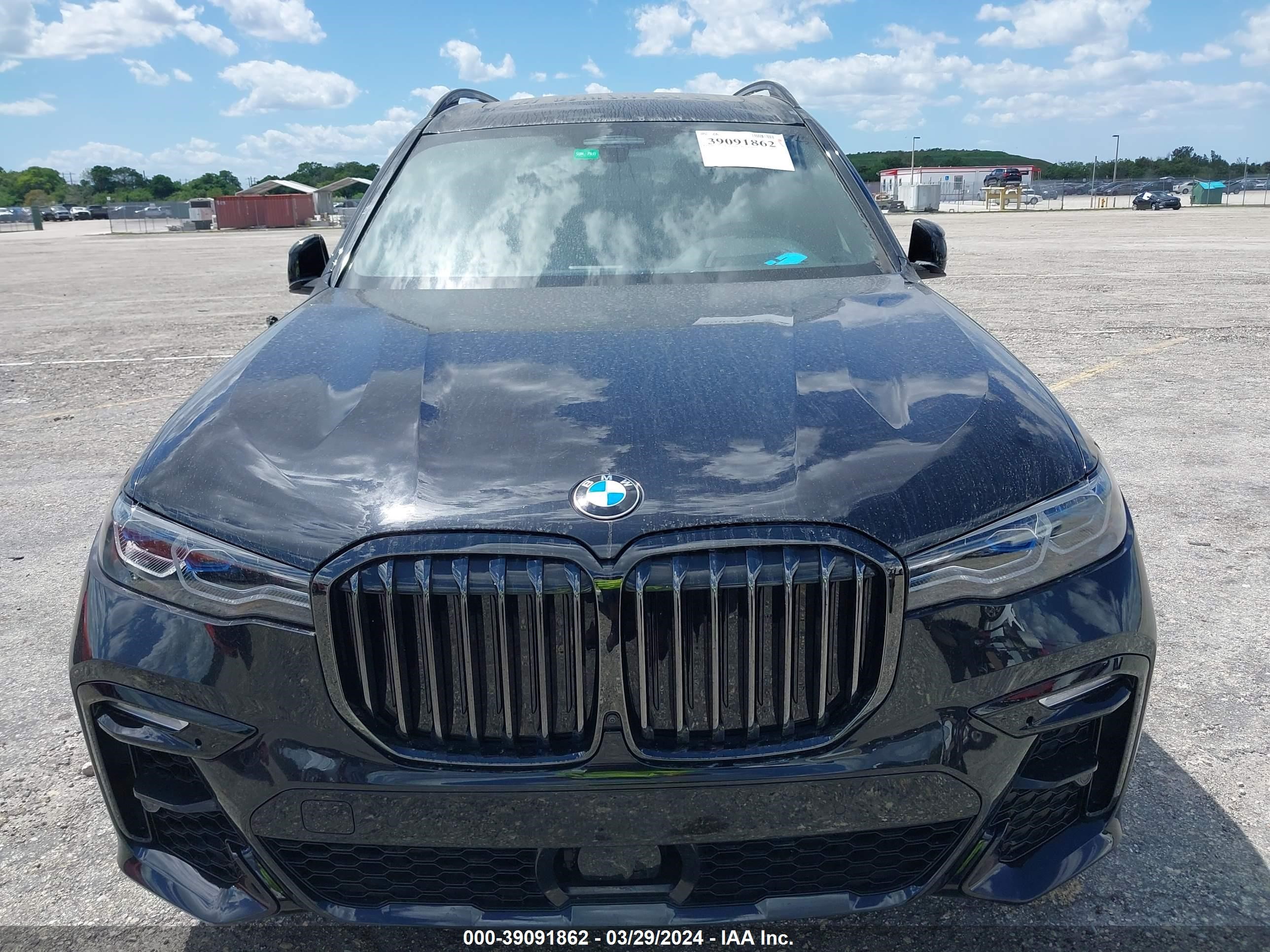 Photo 11 VIN: 5UXCX6C06N9K90737 - BMW X7 