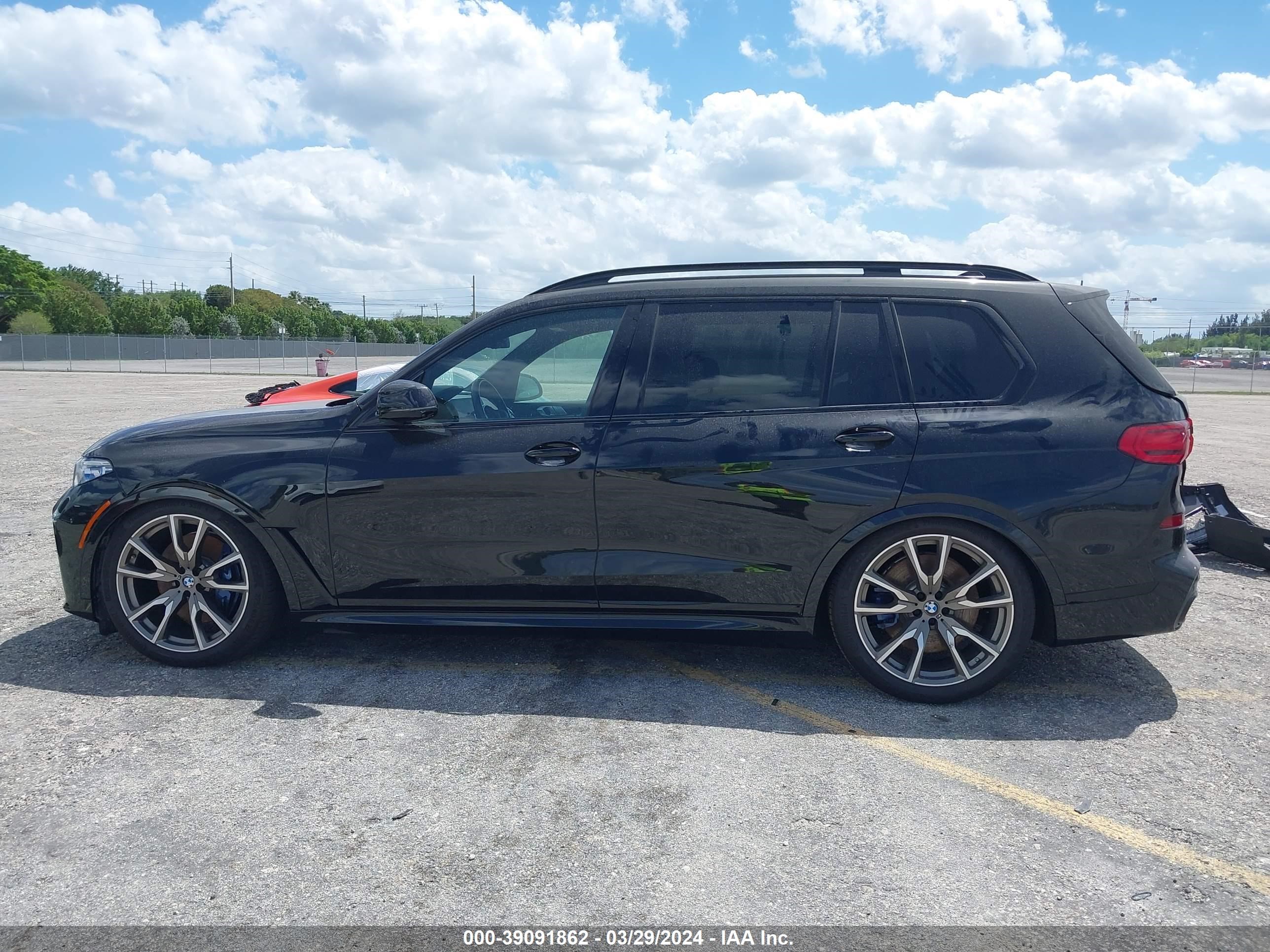 Photo 13 VIN: 5UXCX6C06N9K90737 - BMW X7 