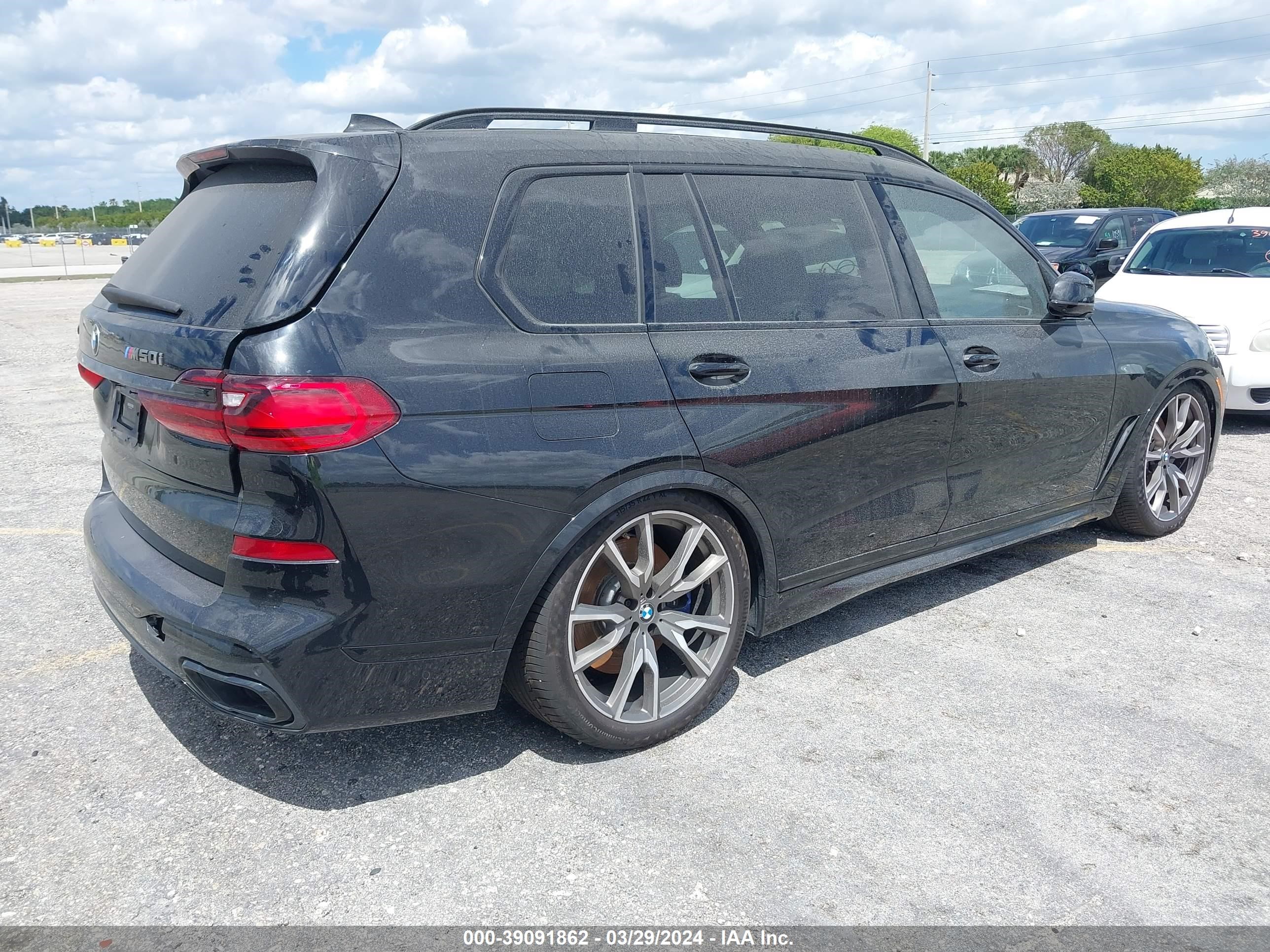 Photo 3 VIN: 5UXCX6C06N9K90737 - BMW X7 