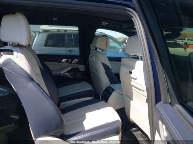 Photo 7 VIN: 5UXCX6C10M9H49724 - BMW X7 