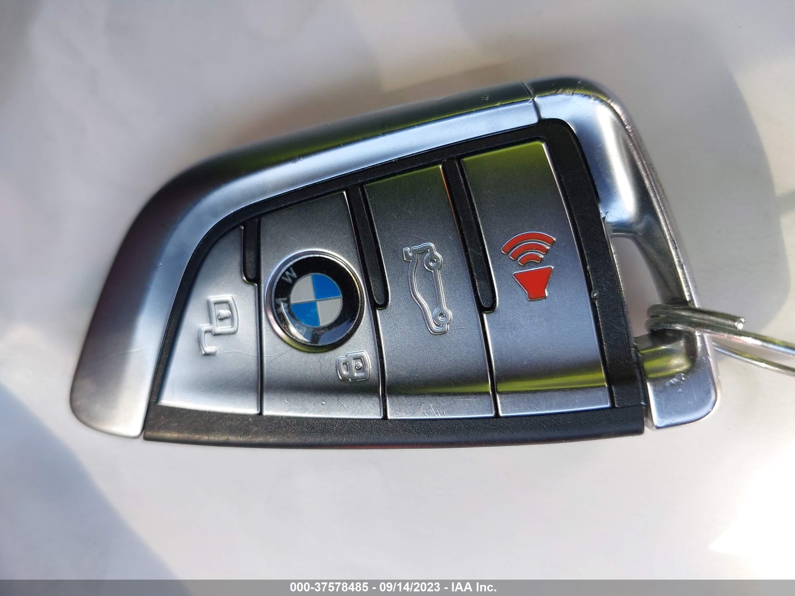 Photo 10 VIN: 5UXCY6C03N9J47970 - BMW X6 