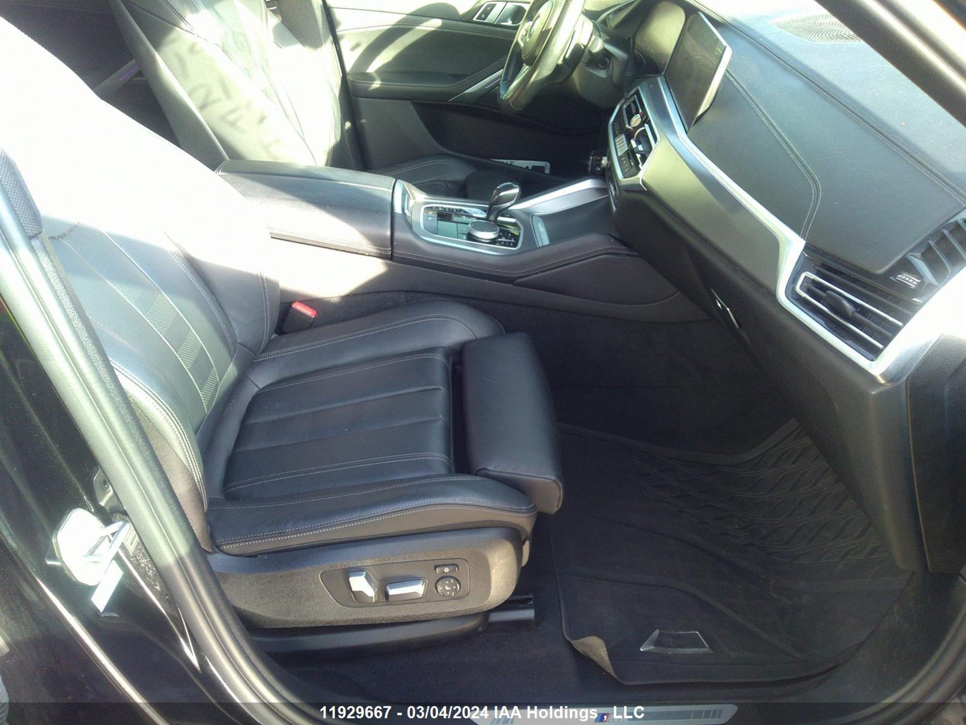 Photo 4 VIN: 5UXCY6C04M9F22296 - BMW X6 