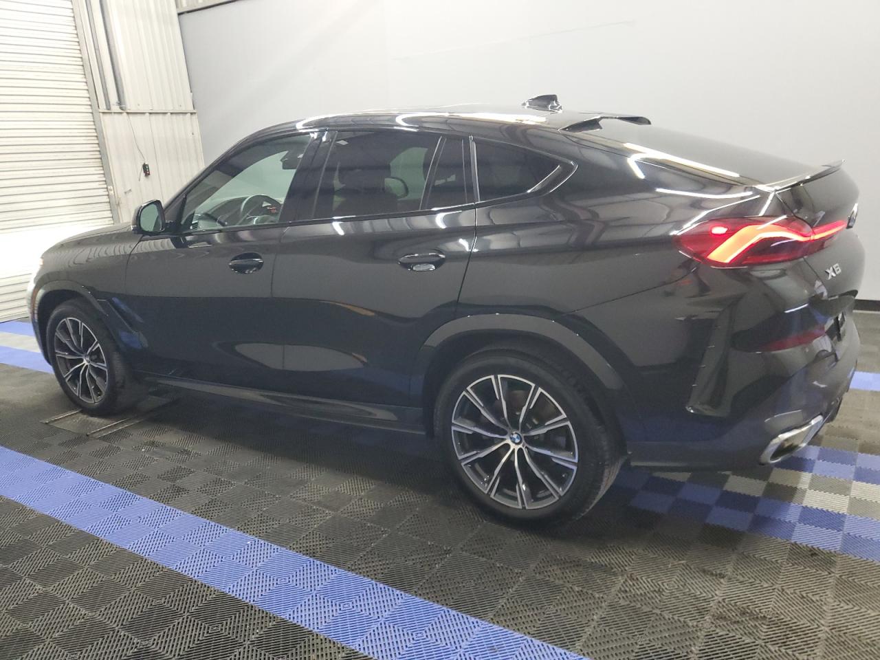 Photo 1 VIN: 5UXCY6C08P9N57568 - BMW X6 