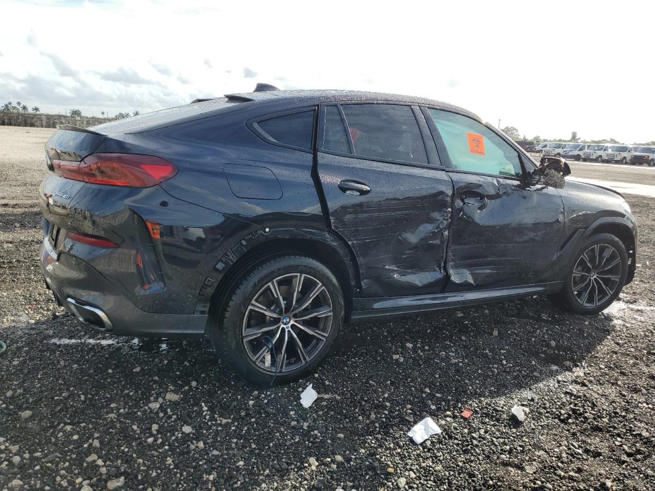 Photo 2 VIN: 5UXCY6C0XN9M91554 - BMW X6 