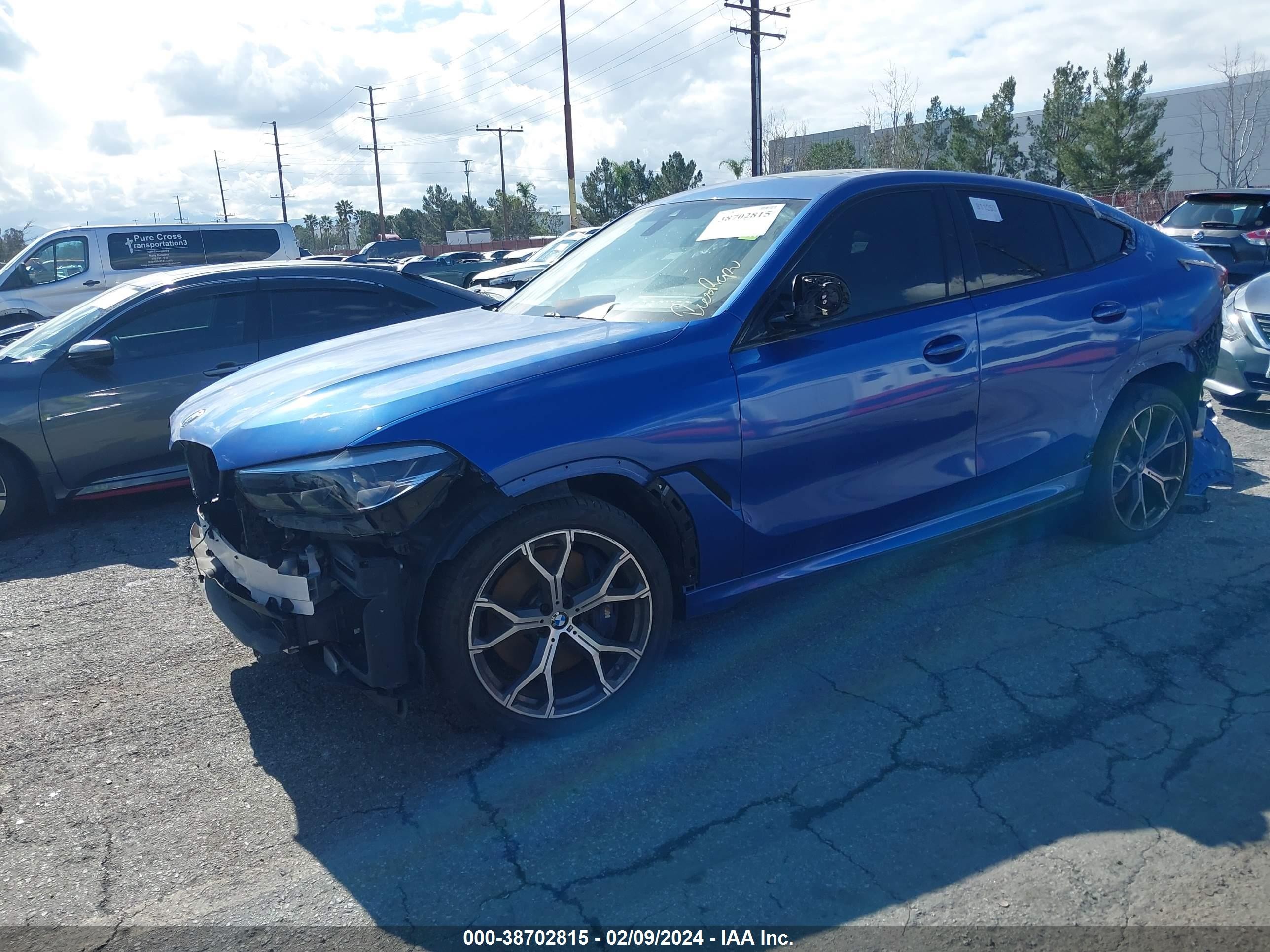 Photo 1 VIN: 5UXCY8C00LLE40465 - BMW X6 