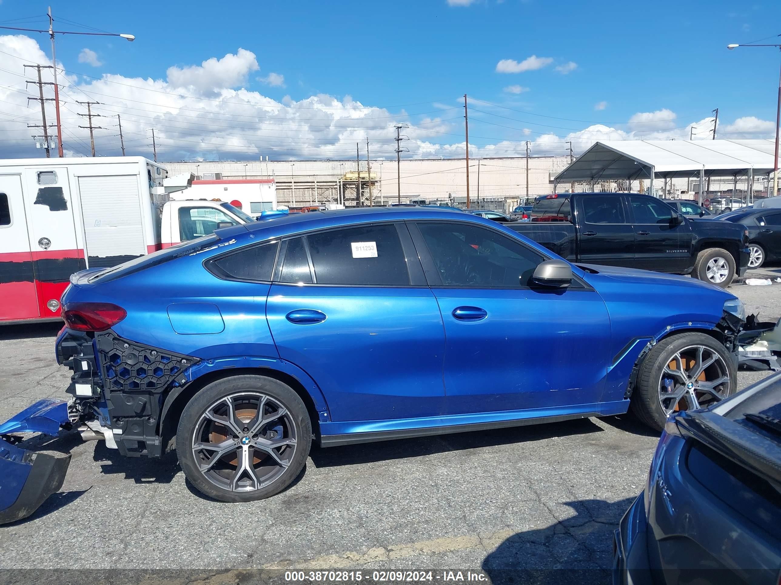 Photo 12 VIN: 5UXCY8C00LLE40465 - BMW X6 