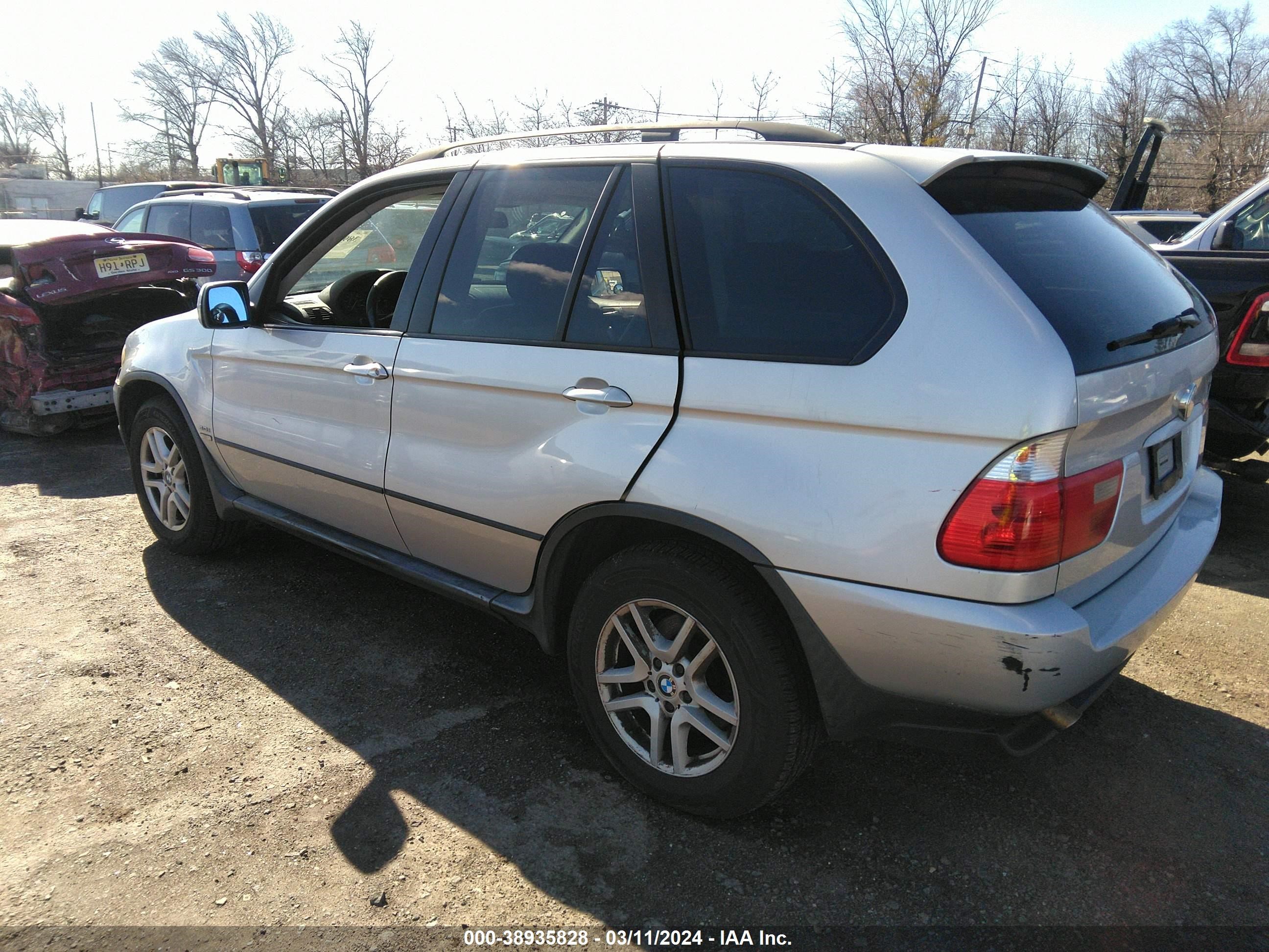 Photo 2 VIN: 5UXFA13515LY18443 - BMW X5 