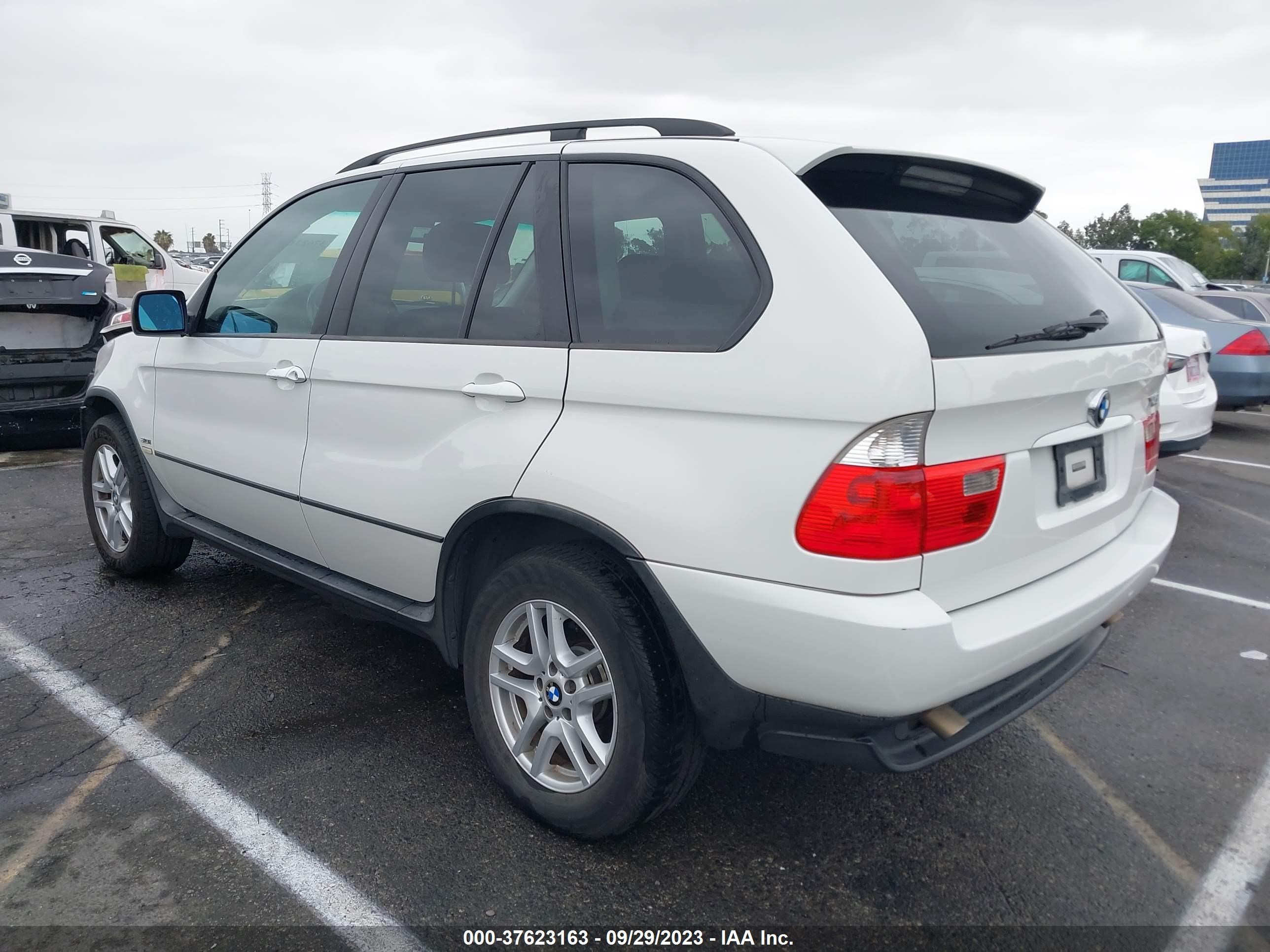 Photo 2 VIN: 5UXFA13525LY01344 - BMW X5 