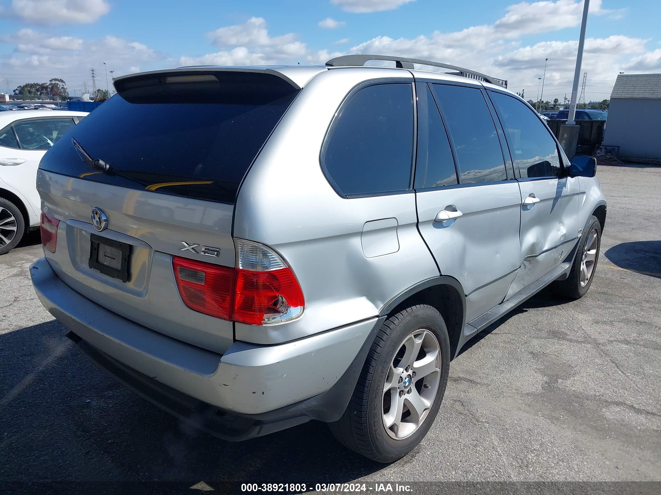 Photo 3 VIN: 5UXFA13545LY04956 - BMW X5 