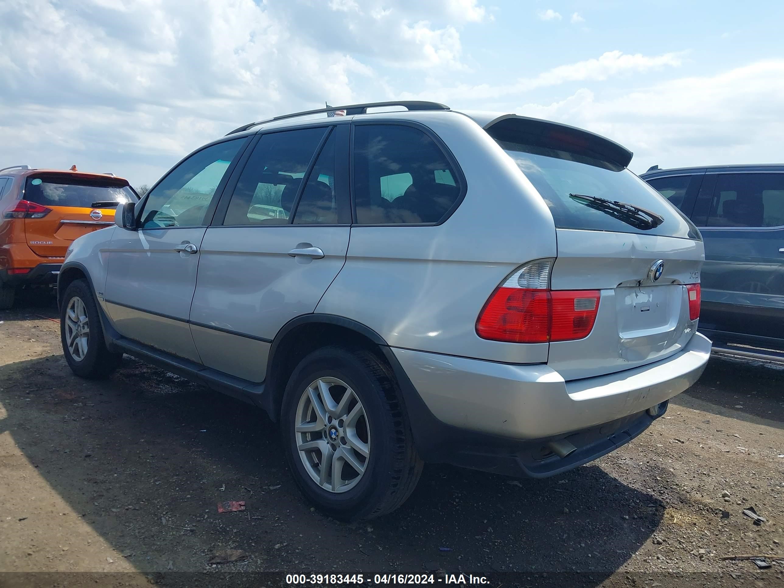 Photo 2 VIN: 5UXFA13555LY15724 - BMW X5 