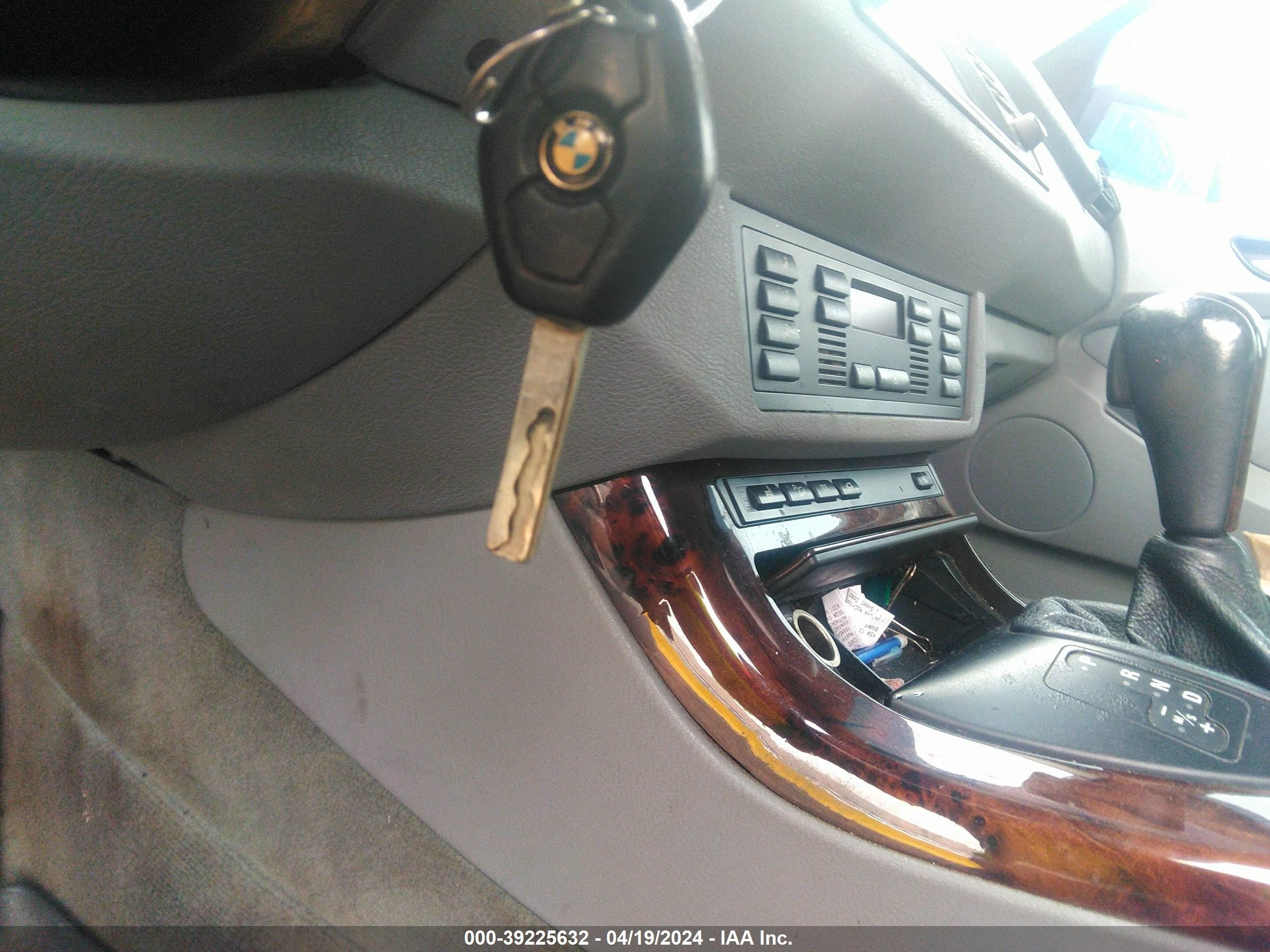 Photo 10 VIN: 5UXFA53583LV97766 - BMW X5 