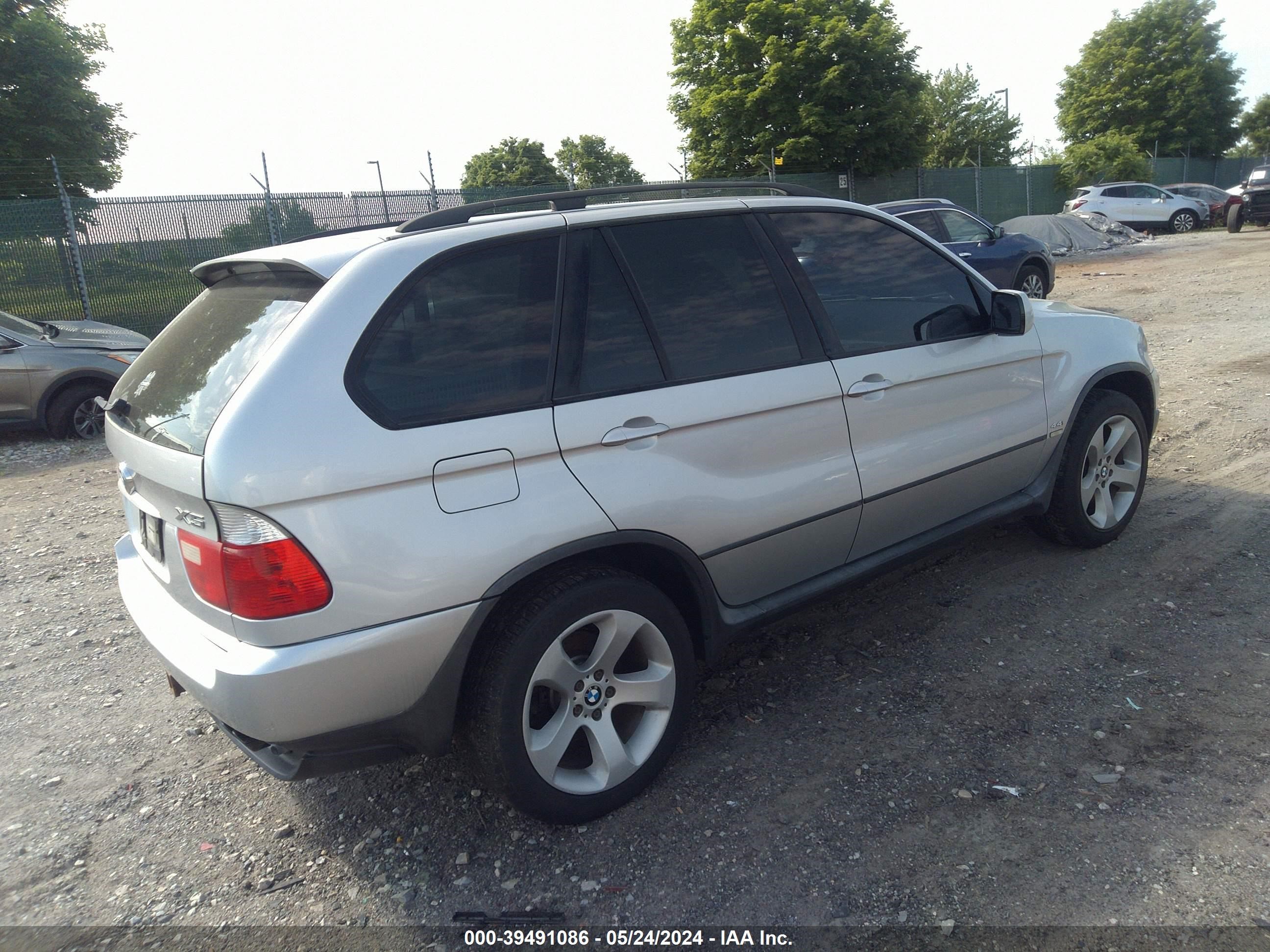 Photo 3 VIN: 5UXFB53594LV02324 - BMW X5 