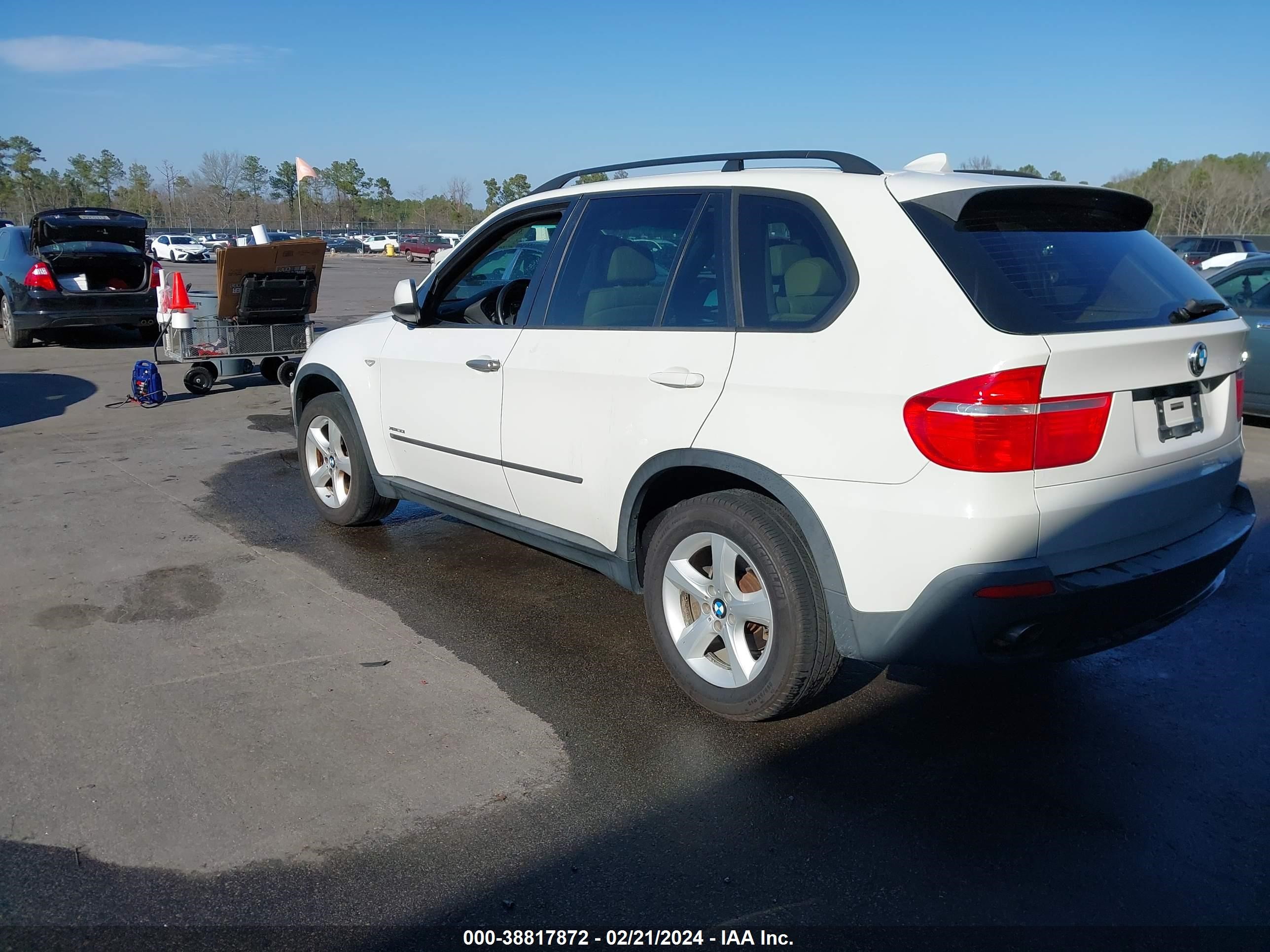 Photo 2 VIN: 5UXFE43509L260757 - BMW X5 