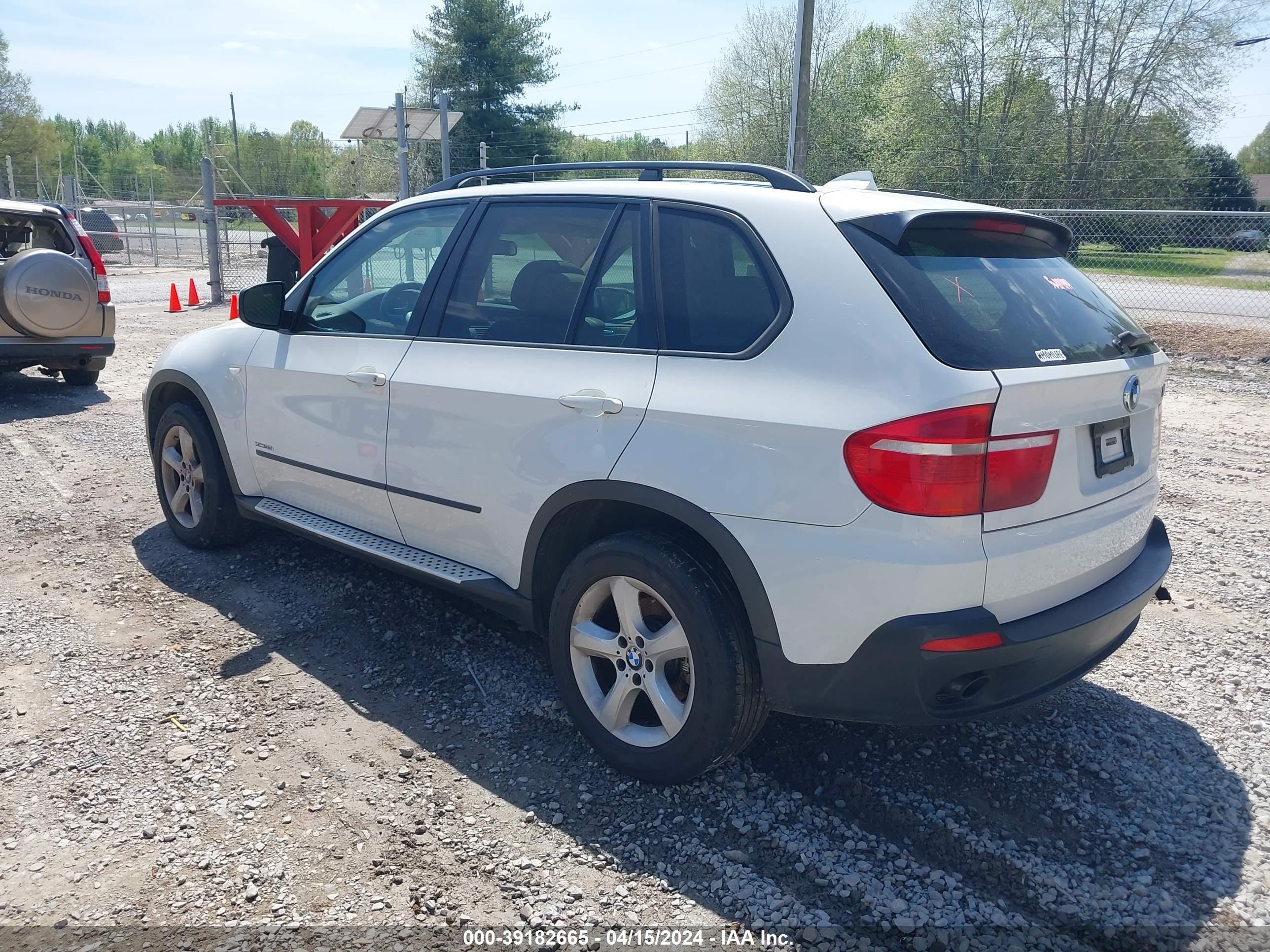 Photo 2 VIN: 5UXFE43509L261469 - BMW X5 