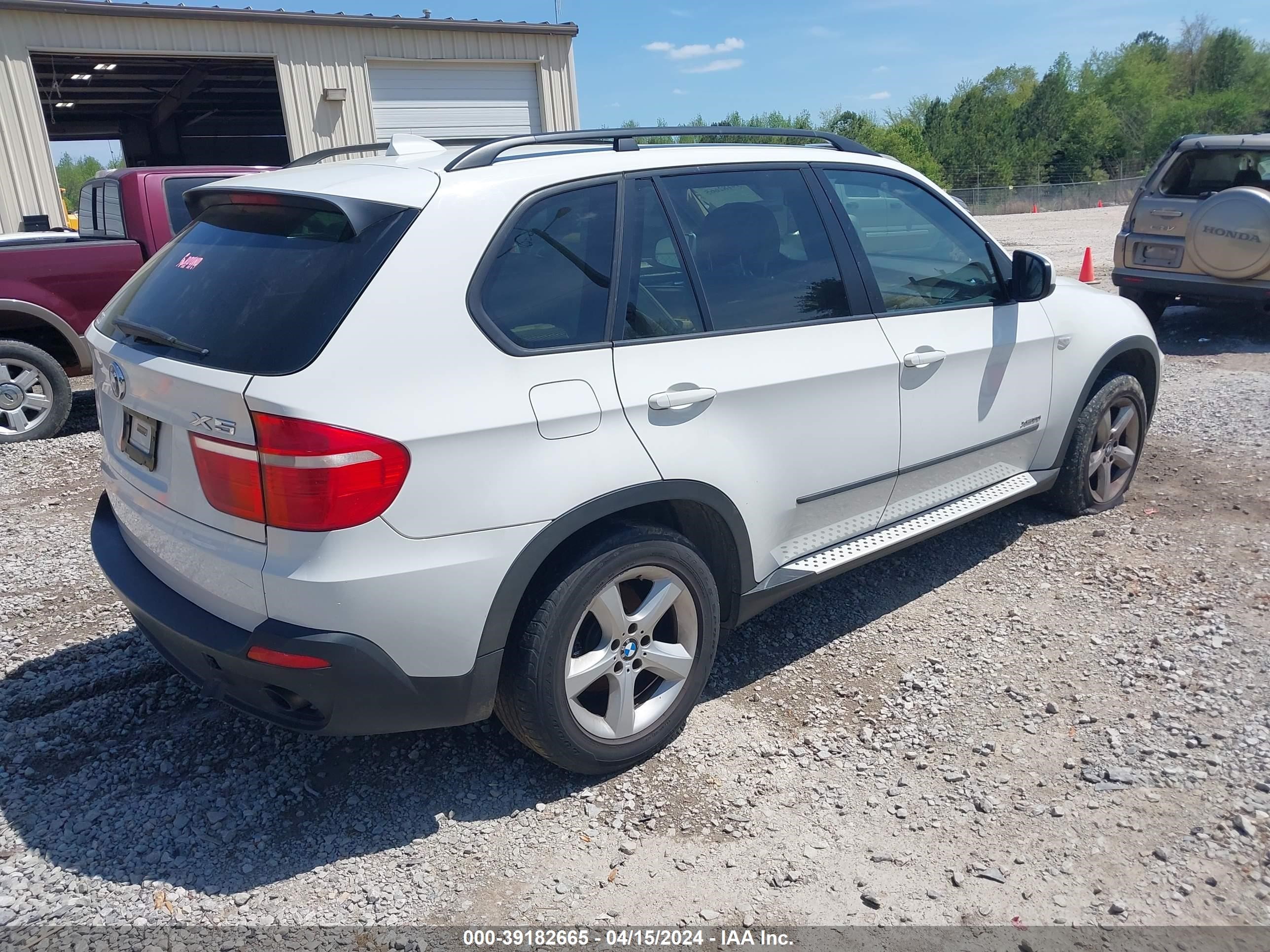 Photo 3 VIN: 5UXFE43509L261469 - BMW X5 