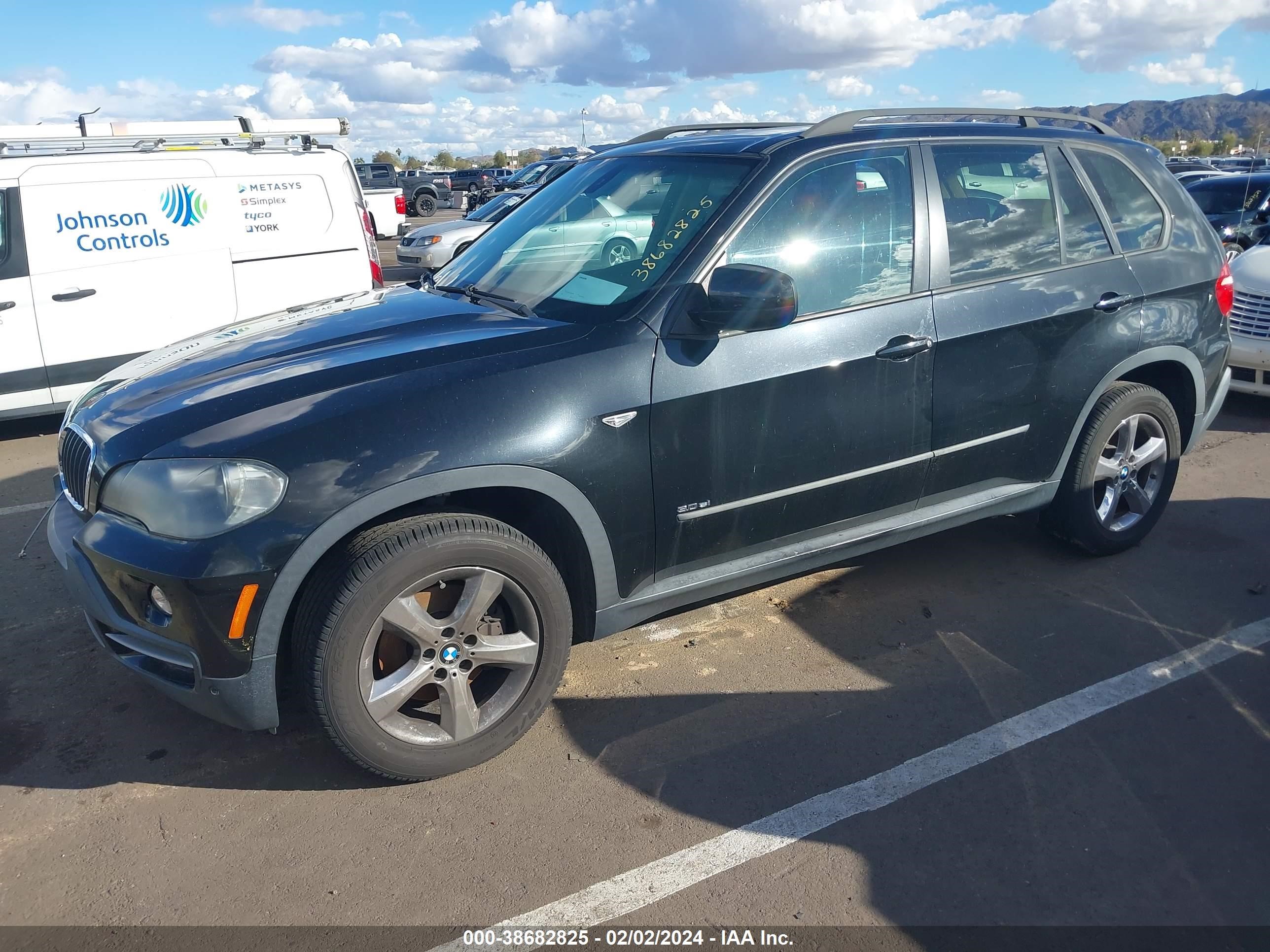 Photo 1 VIN: 5UXFE43528L004201 - BMW X5 