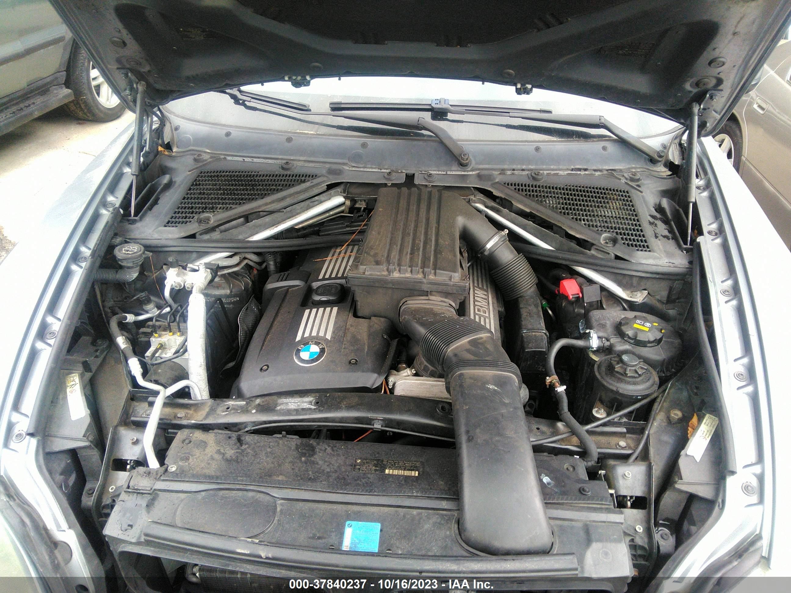 Photo 9 VIN: 5UXFE43528L021399 - BMW X5 