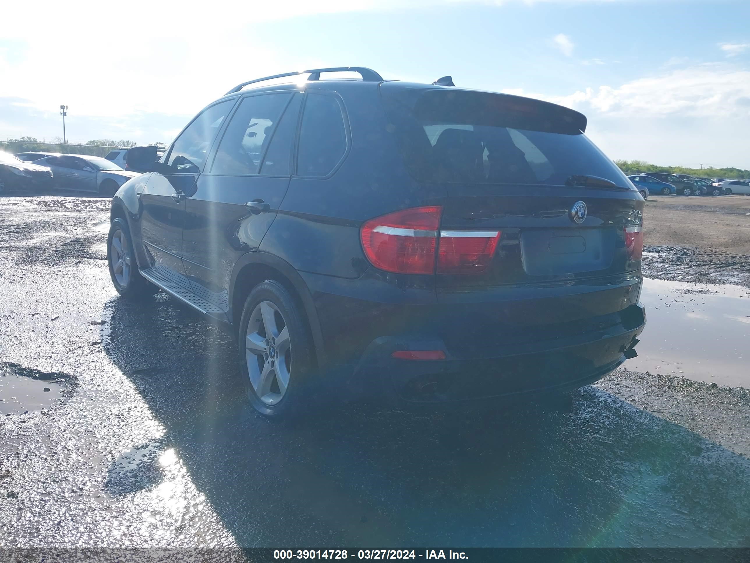 Photo 2 VIN: 5UXFE43537LY82668 - BMW X5 