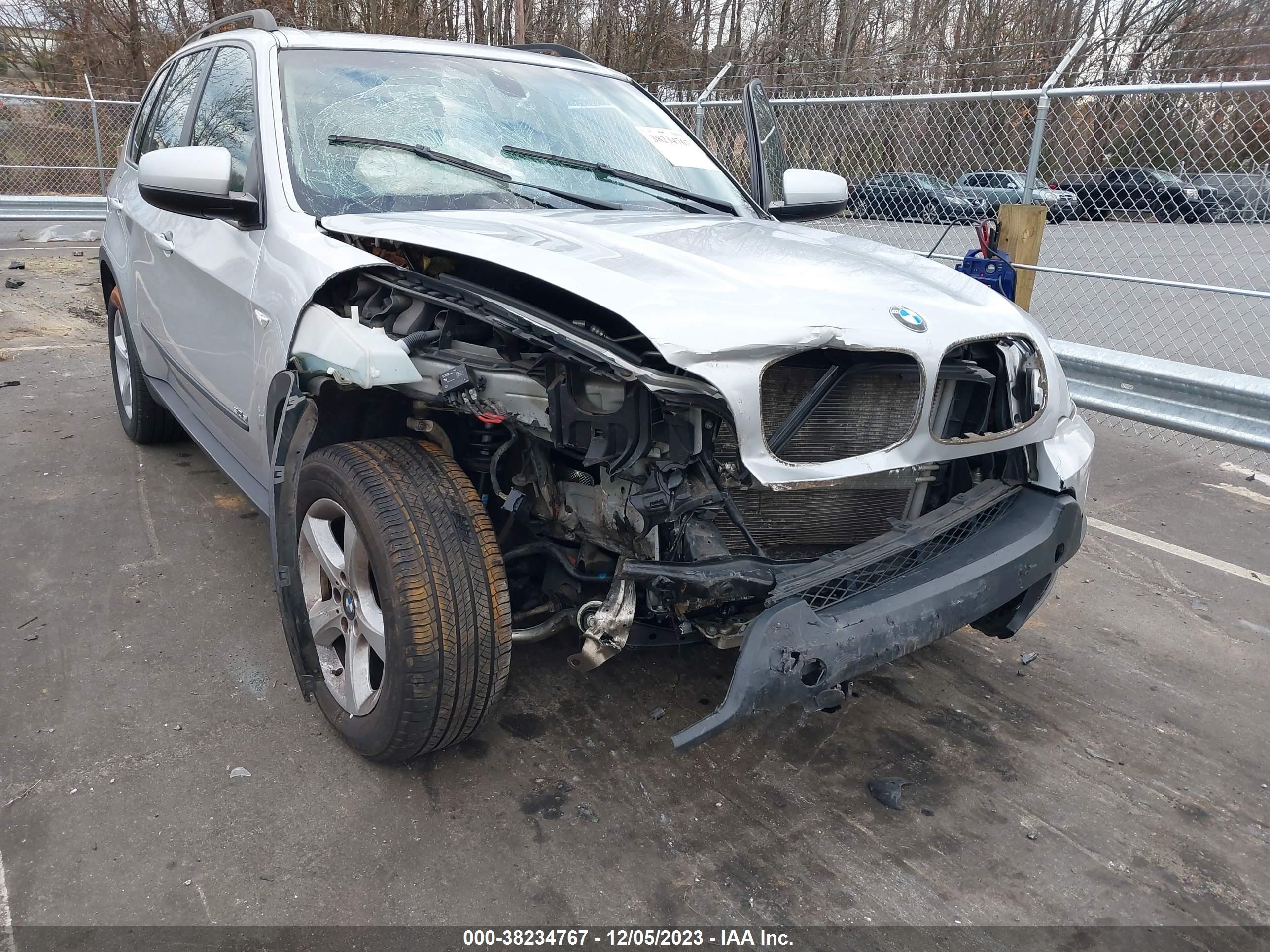 Photo 5 VIN: 5UXFE43538L004496 - BMW X5 