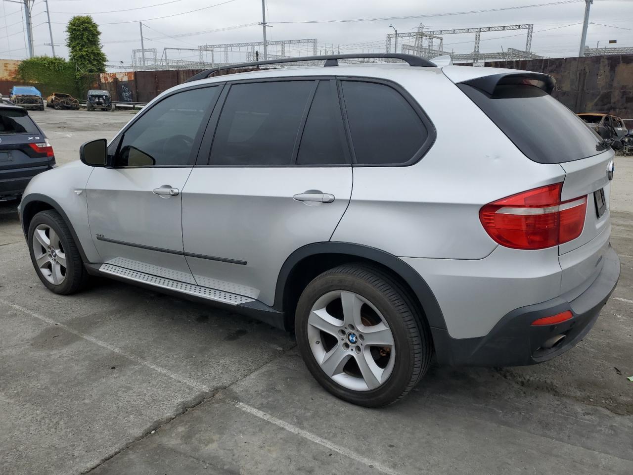 Photo 1 VIN: 5UXFE43538L032024 - BMW X5 