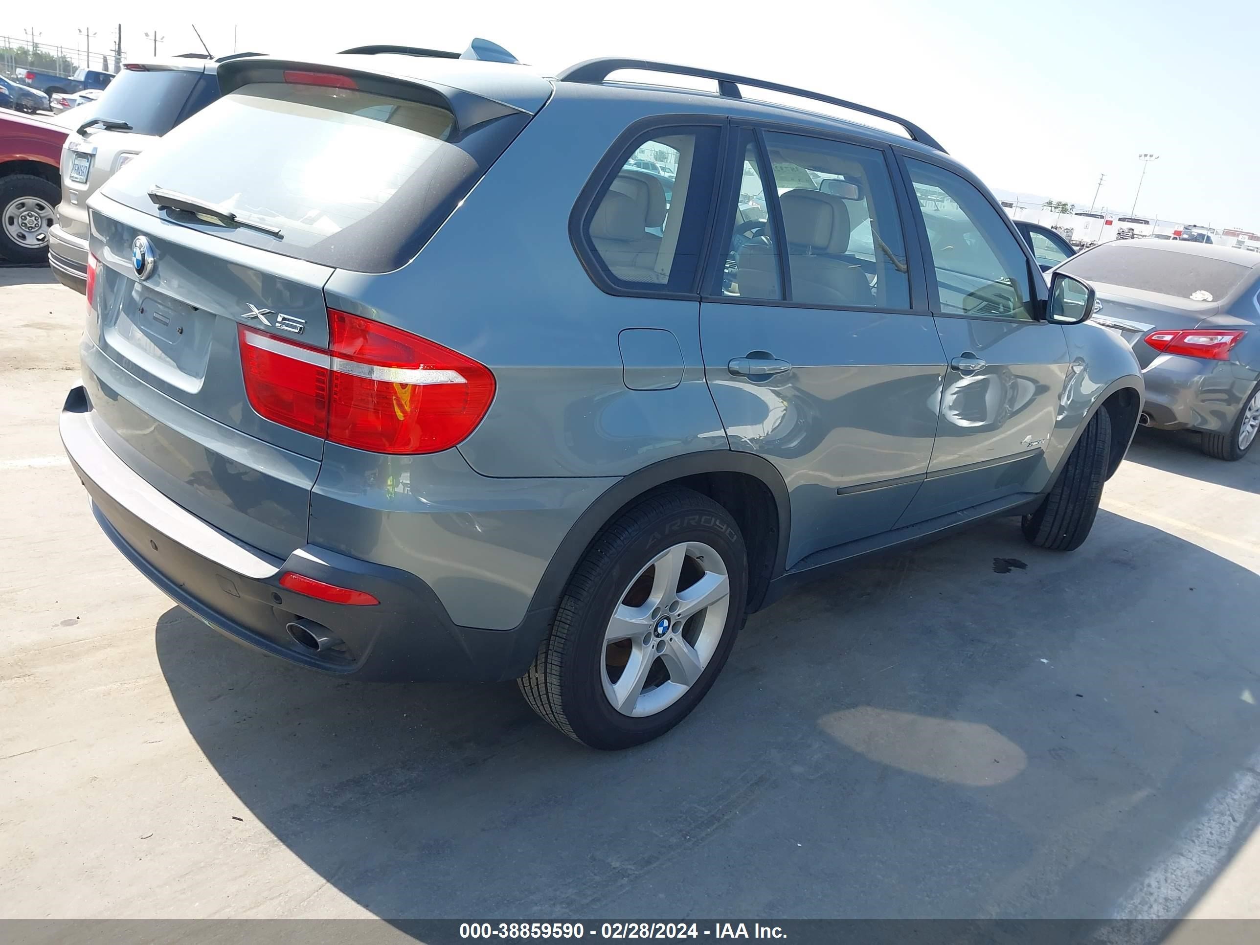 Photo 3 VIN: 5UXFE43549L272197 - BMW X5 