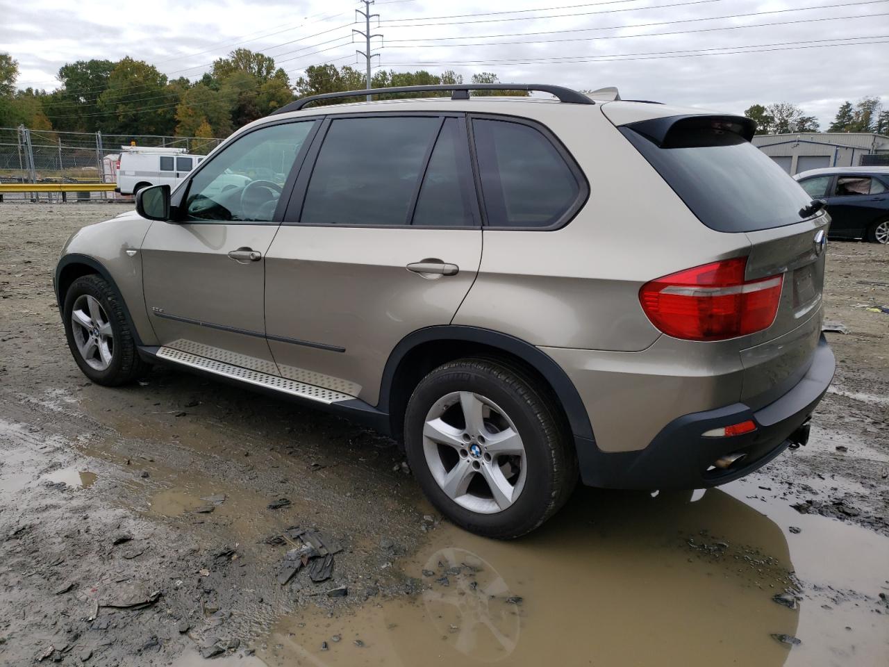 Photo 1 VIN: 5UXFE43557L018656 - BMW X5 