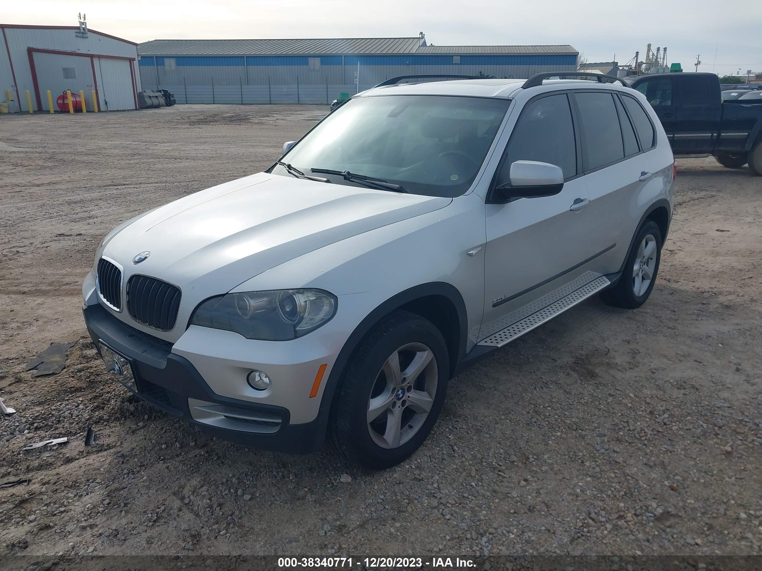 Photo 1 VIN: 5UXFE43588L002386 - BMW X5 