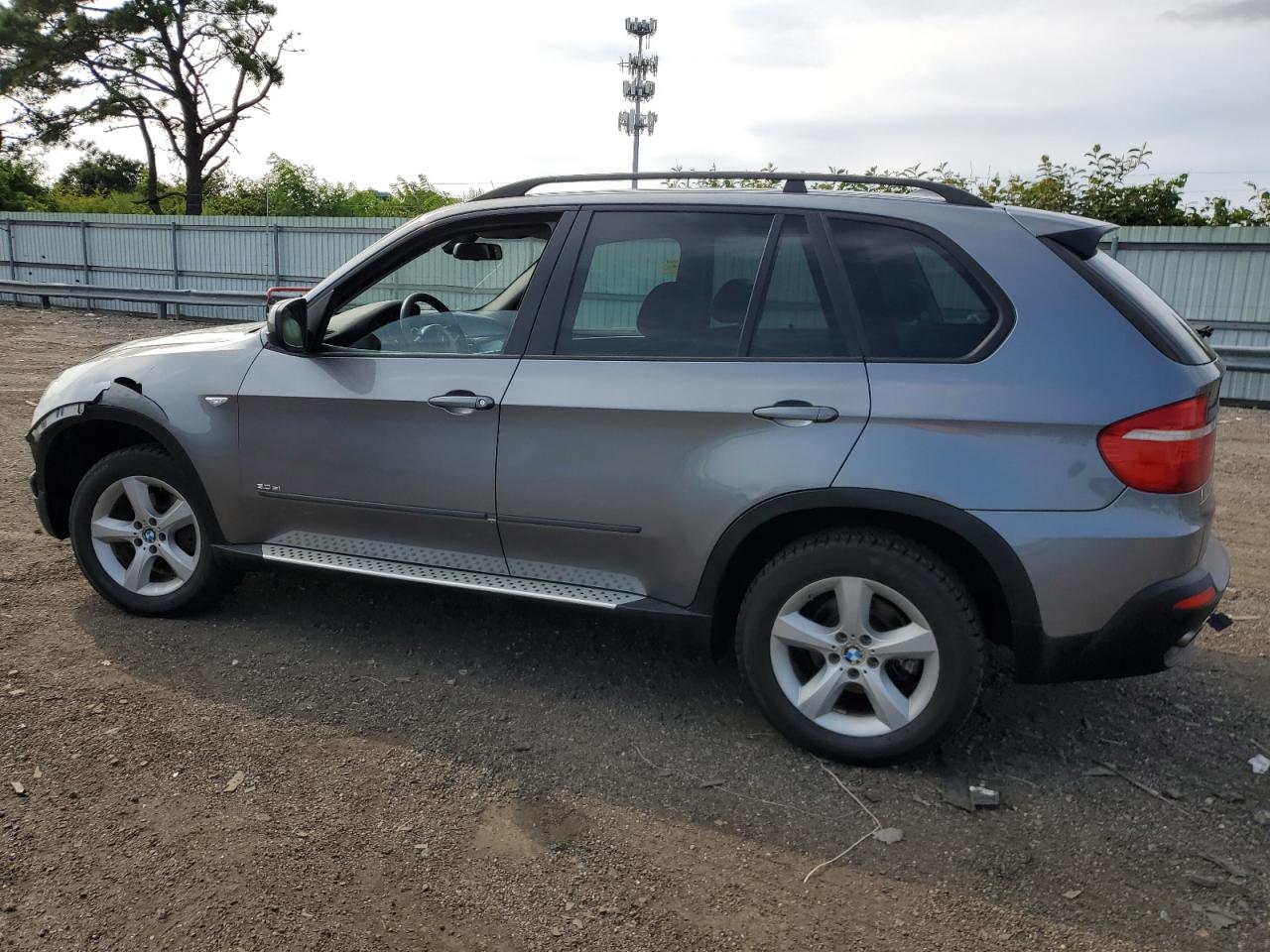 Photo 1 VIN: 5UXFE43588L032200 - BMW X5 