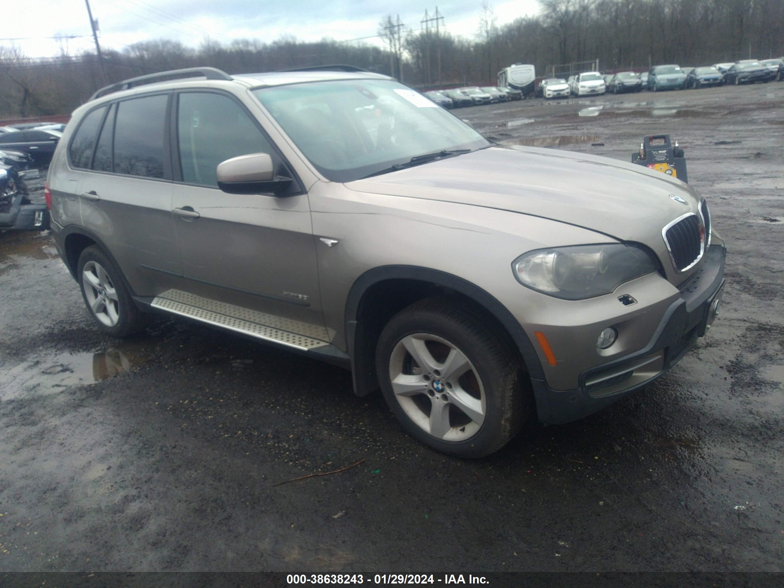 Photo 1 VIN: 5UXFE43599L260983 - BMW X5 