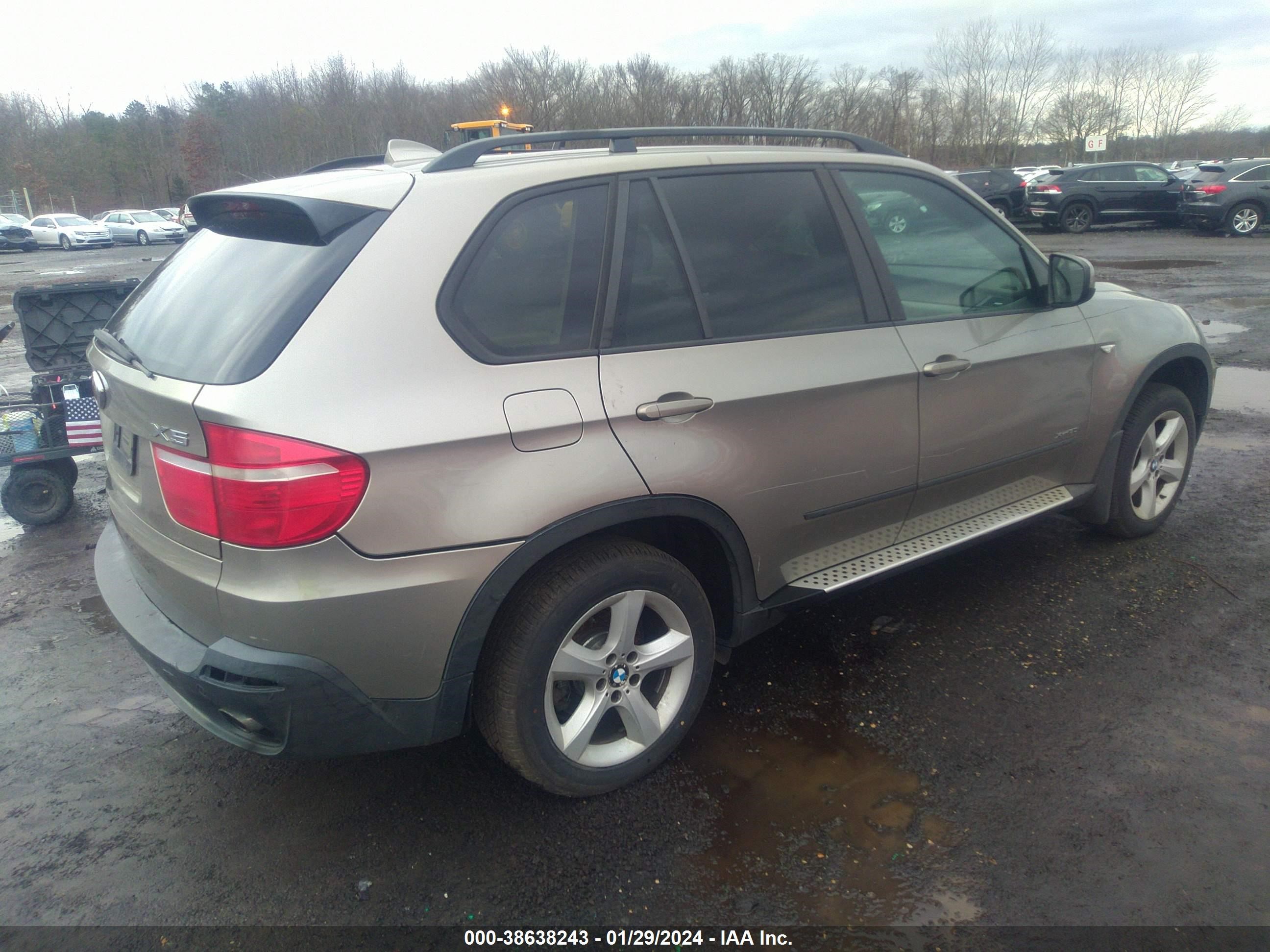 Photo 4 VIN: 5UXFE43599L260983 - BMW X5 