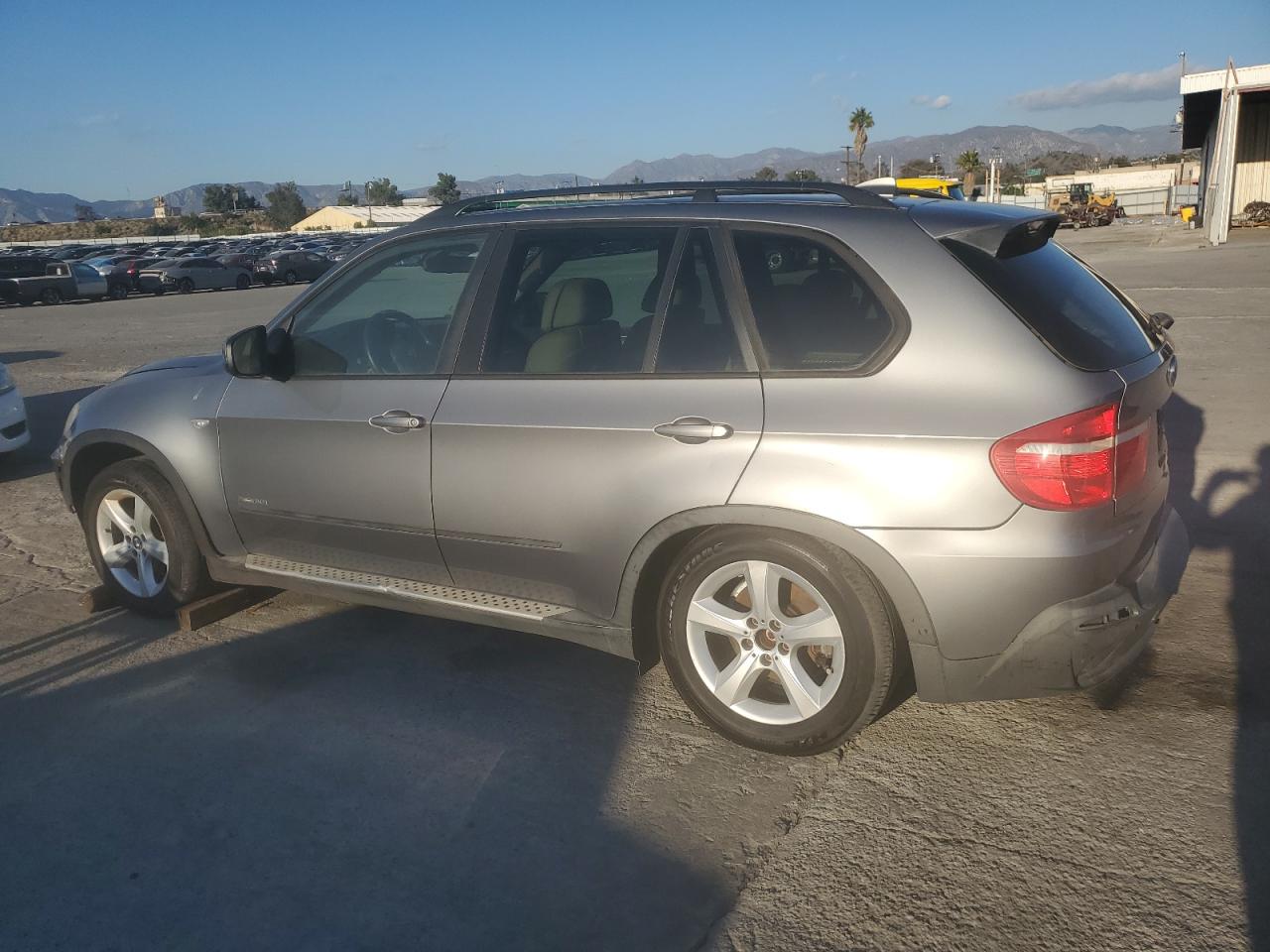 Photo 1 VIN: 5UXFE43599L265858 - BMW X5 