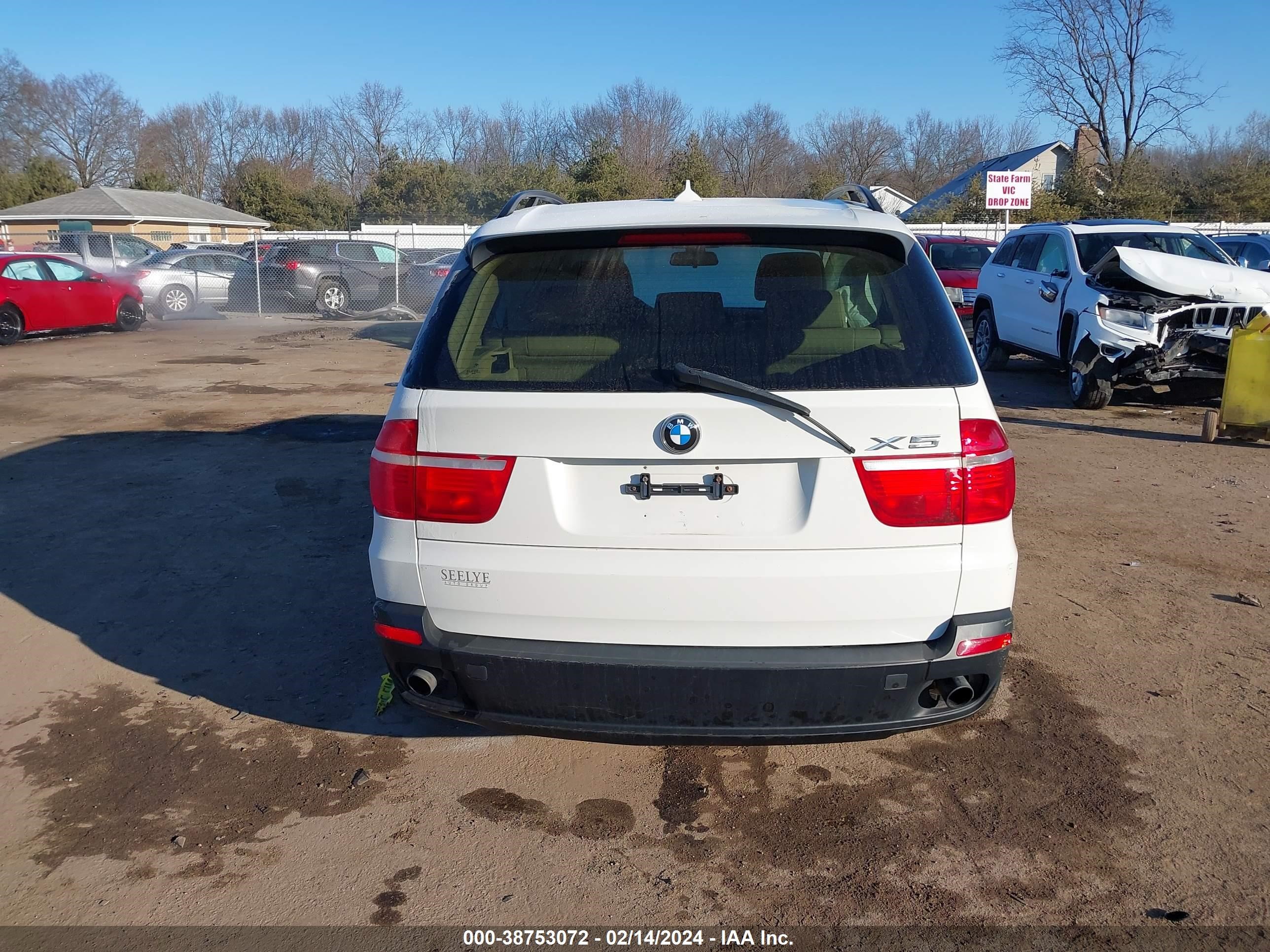 Photo 15 VIN: 5UXFE43599L266055 - BMW X5 