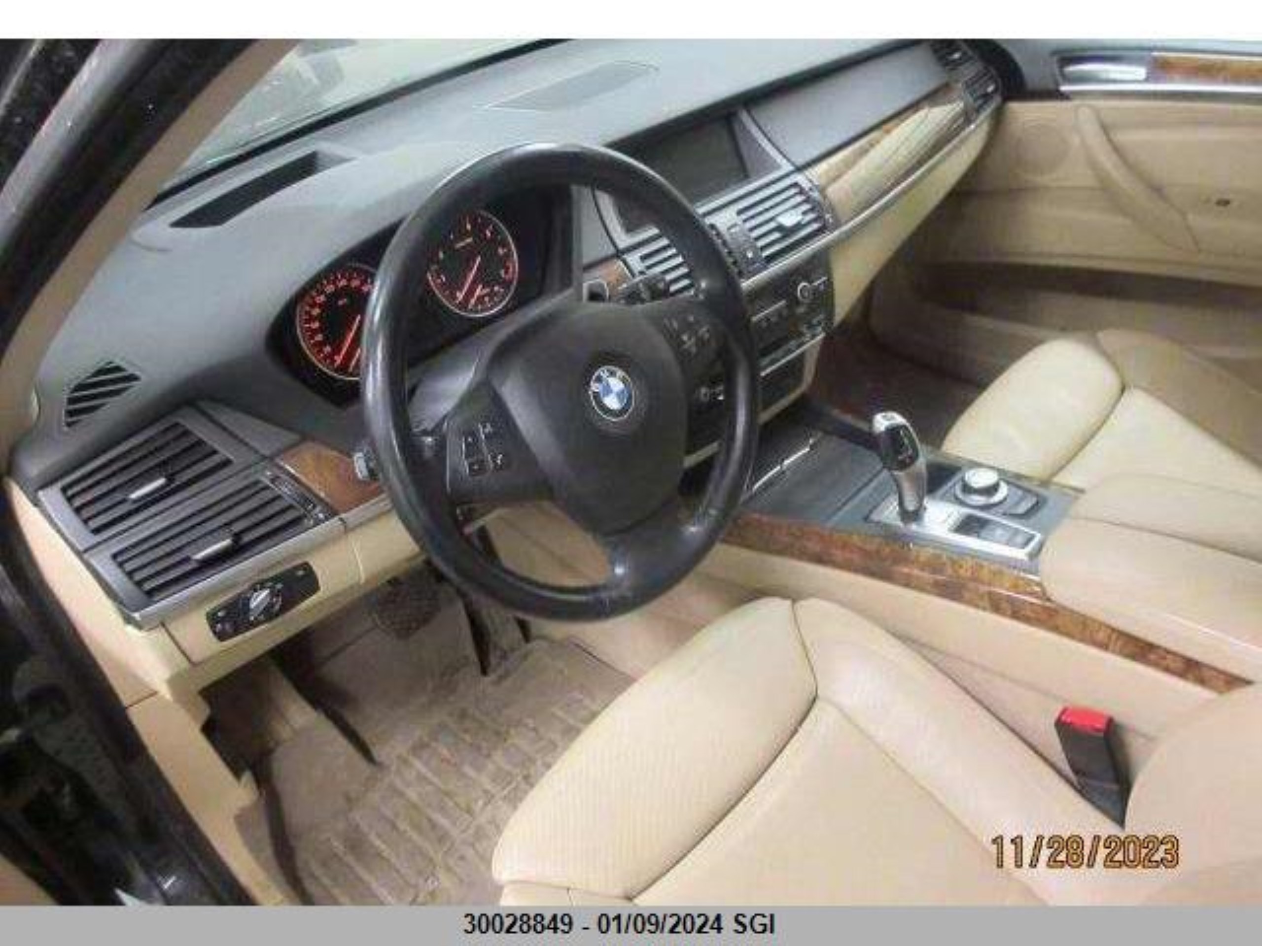 Photo 11 VIN: 5UXFE83508L164570 - BMW X5 