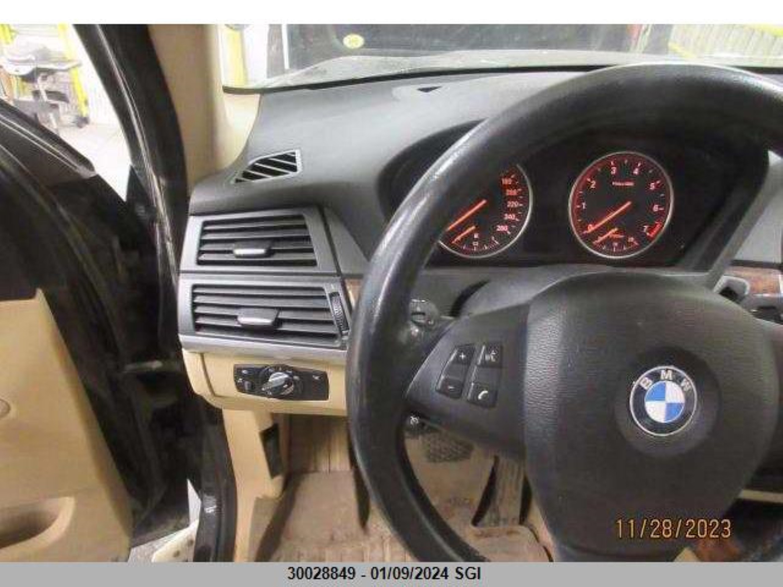 Photo 12 VIN: 5UXFE83508L164570 - BMW X5 