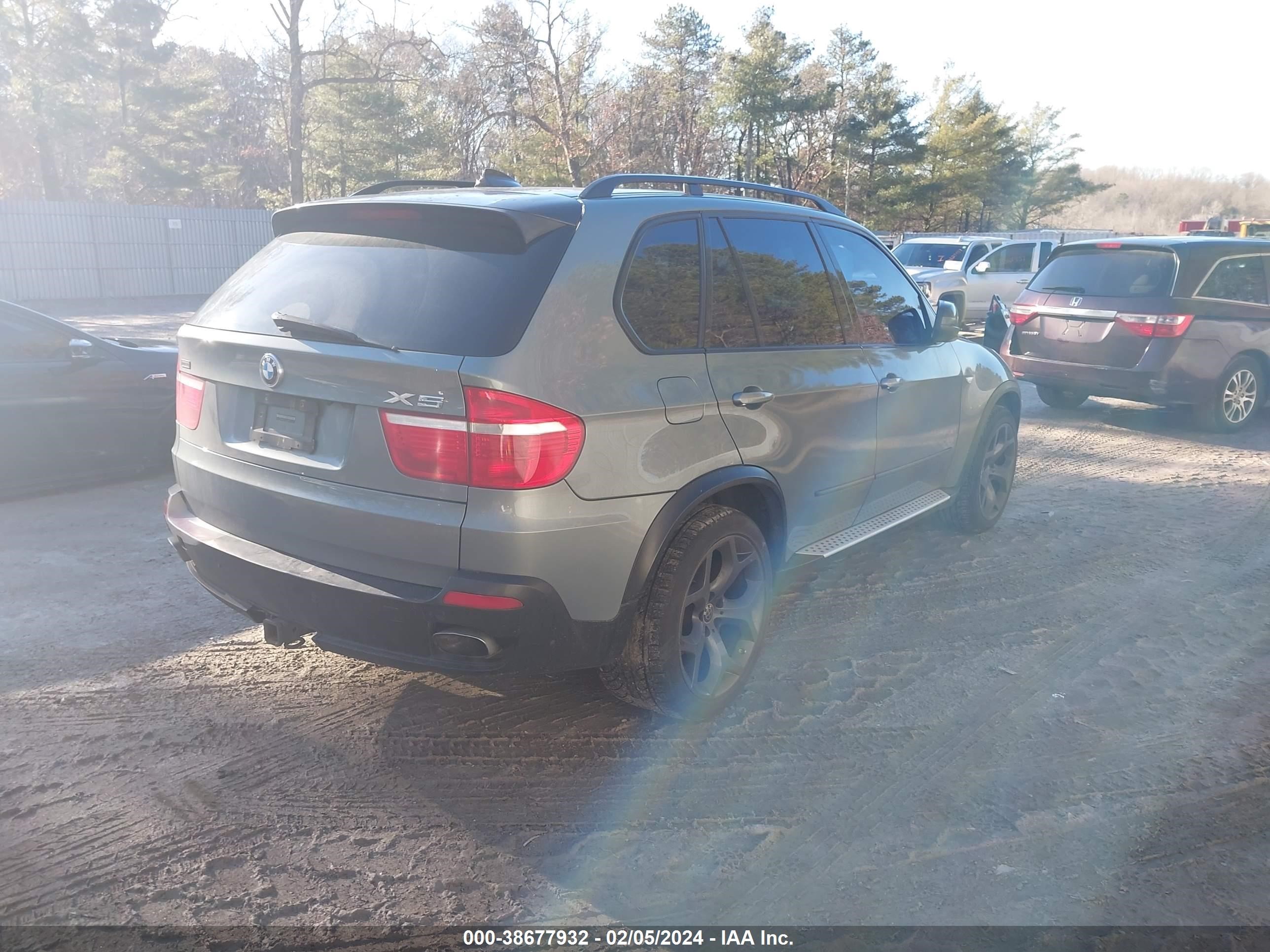 Photo 3 VIN: 5UXFE83509L169317 - BMW X5 