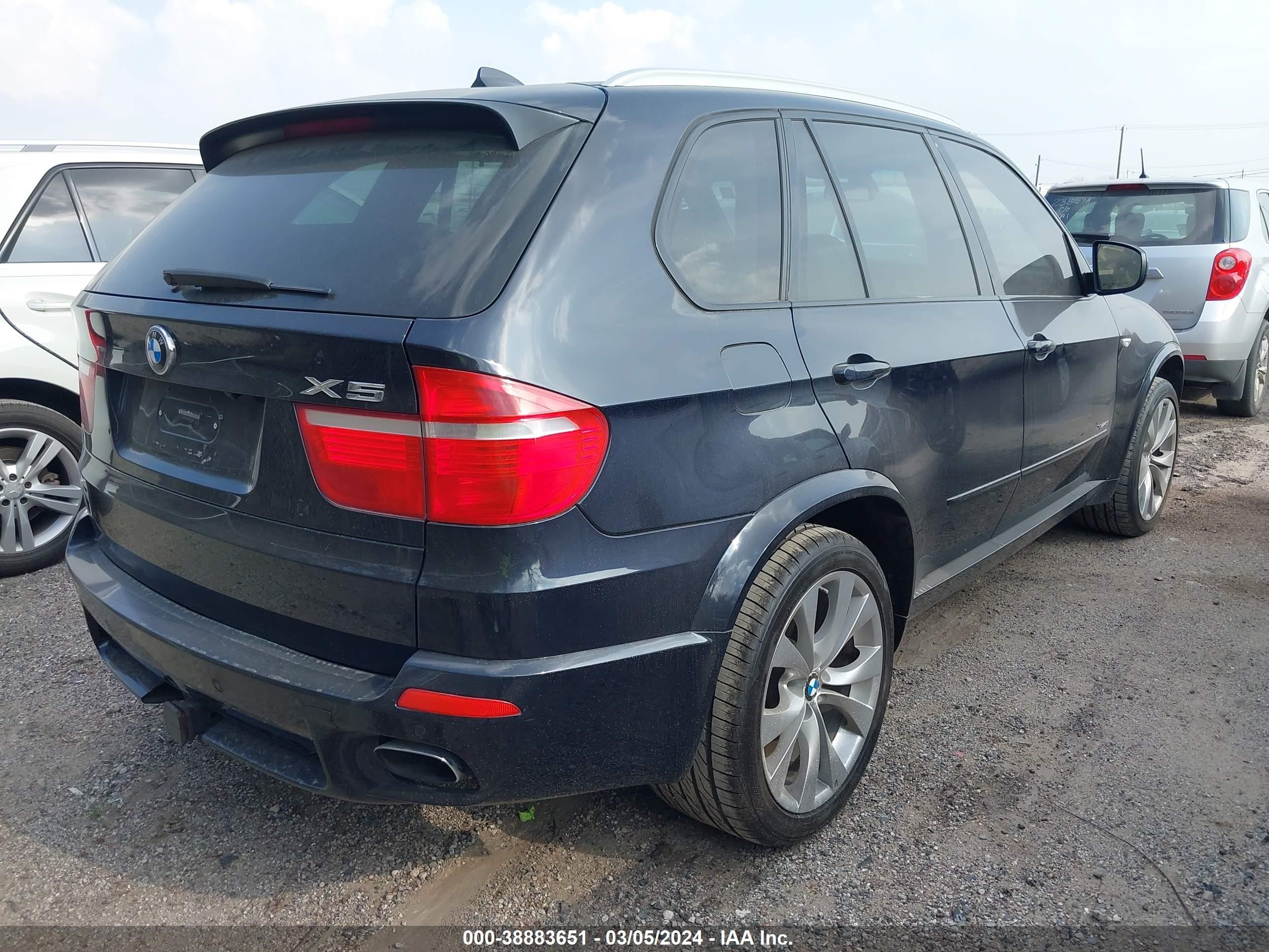 Photo 3 VIN: 5UXFE83519L309844 - BMW X5 