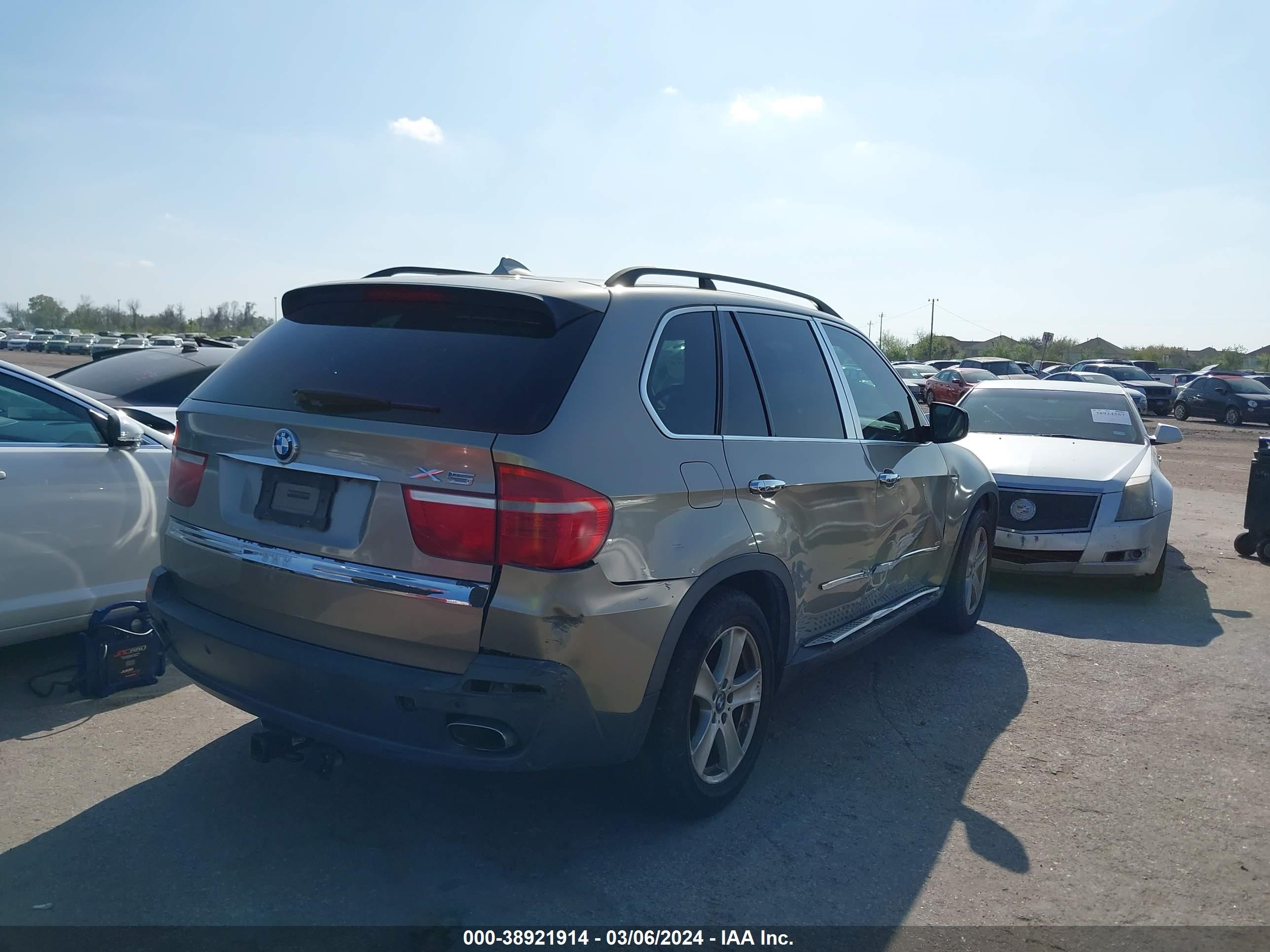 Photo 3 VIN: 5UXFE83548L164958 - BMW X5 