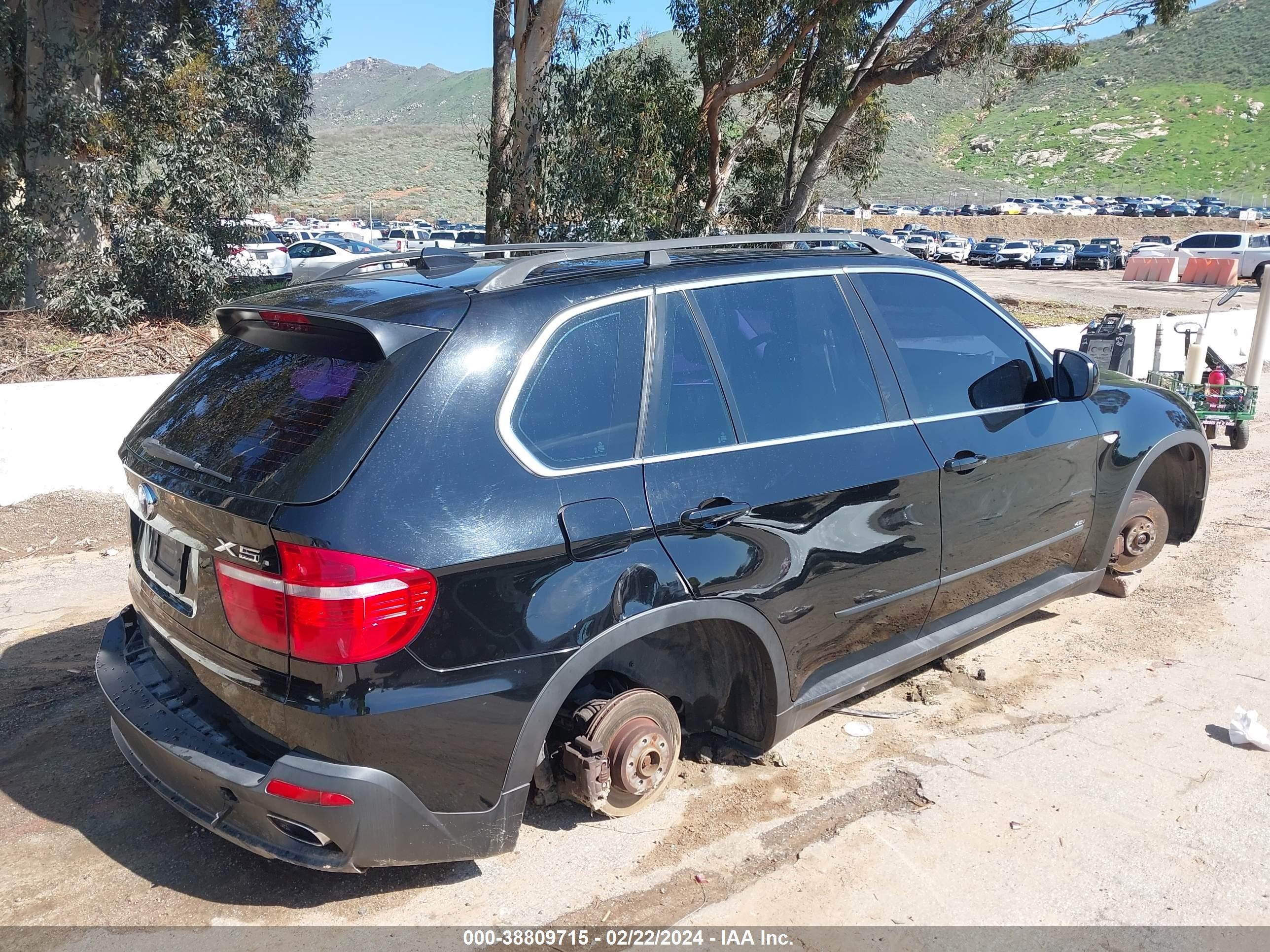 Photo 3 VIN: 5UXFE83588LZ47801 - BMW X5 