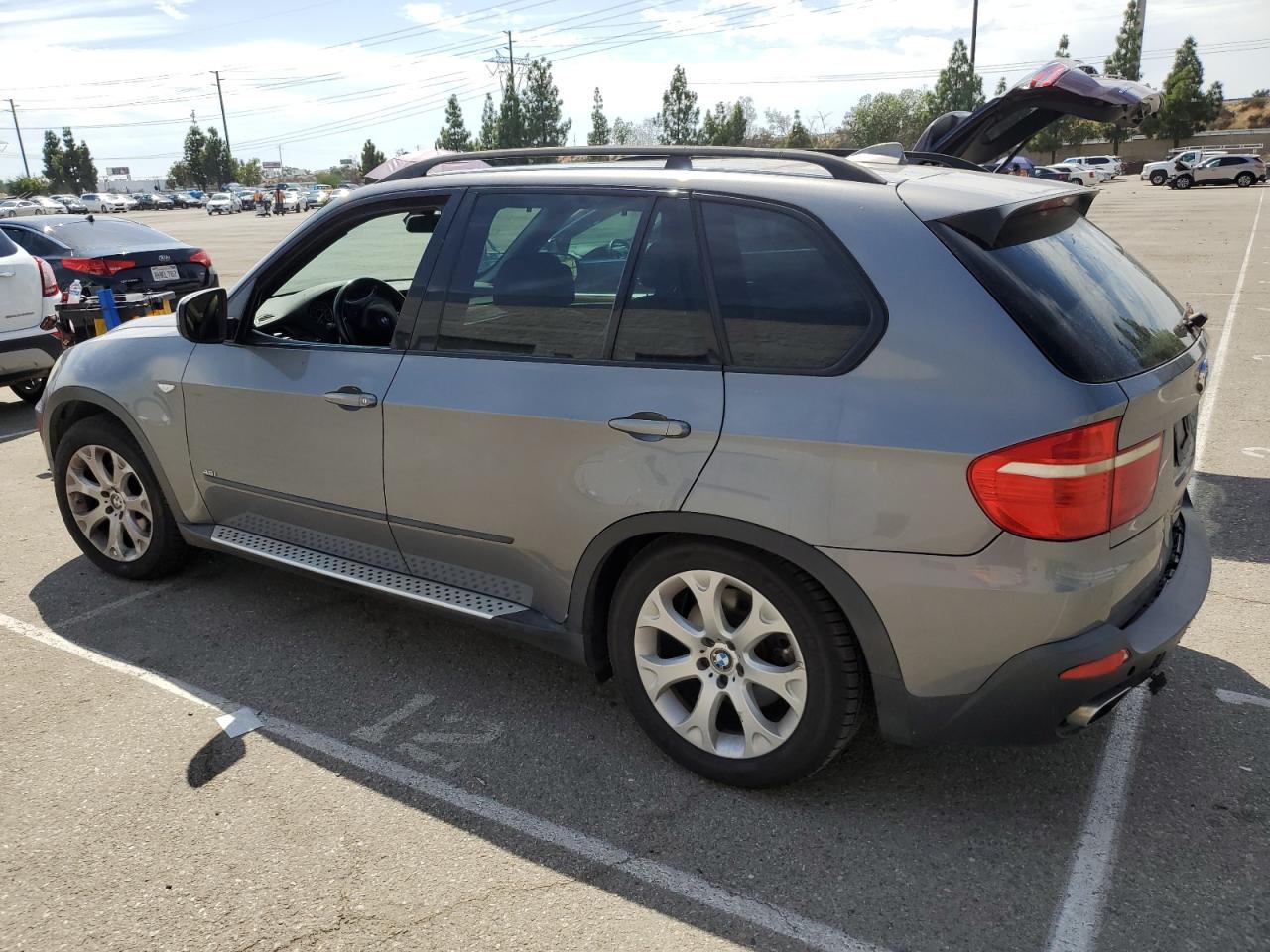 Photo 1 VIN: 5UXFE83588LZ47975 - BMW X5 