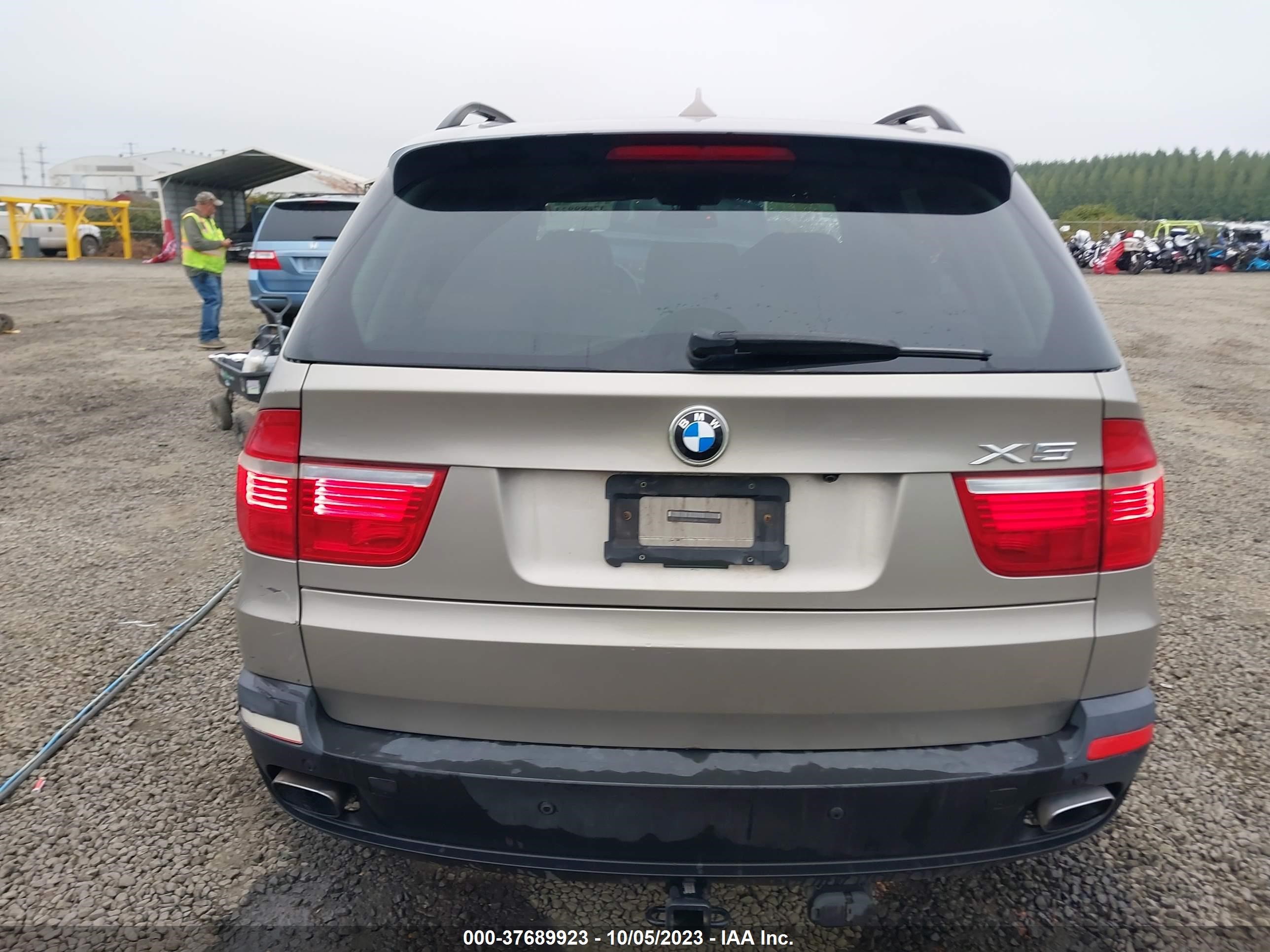 Photo 15 VIN: 5UXFE83589L171994 - BMW X5 