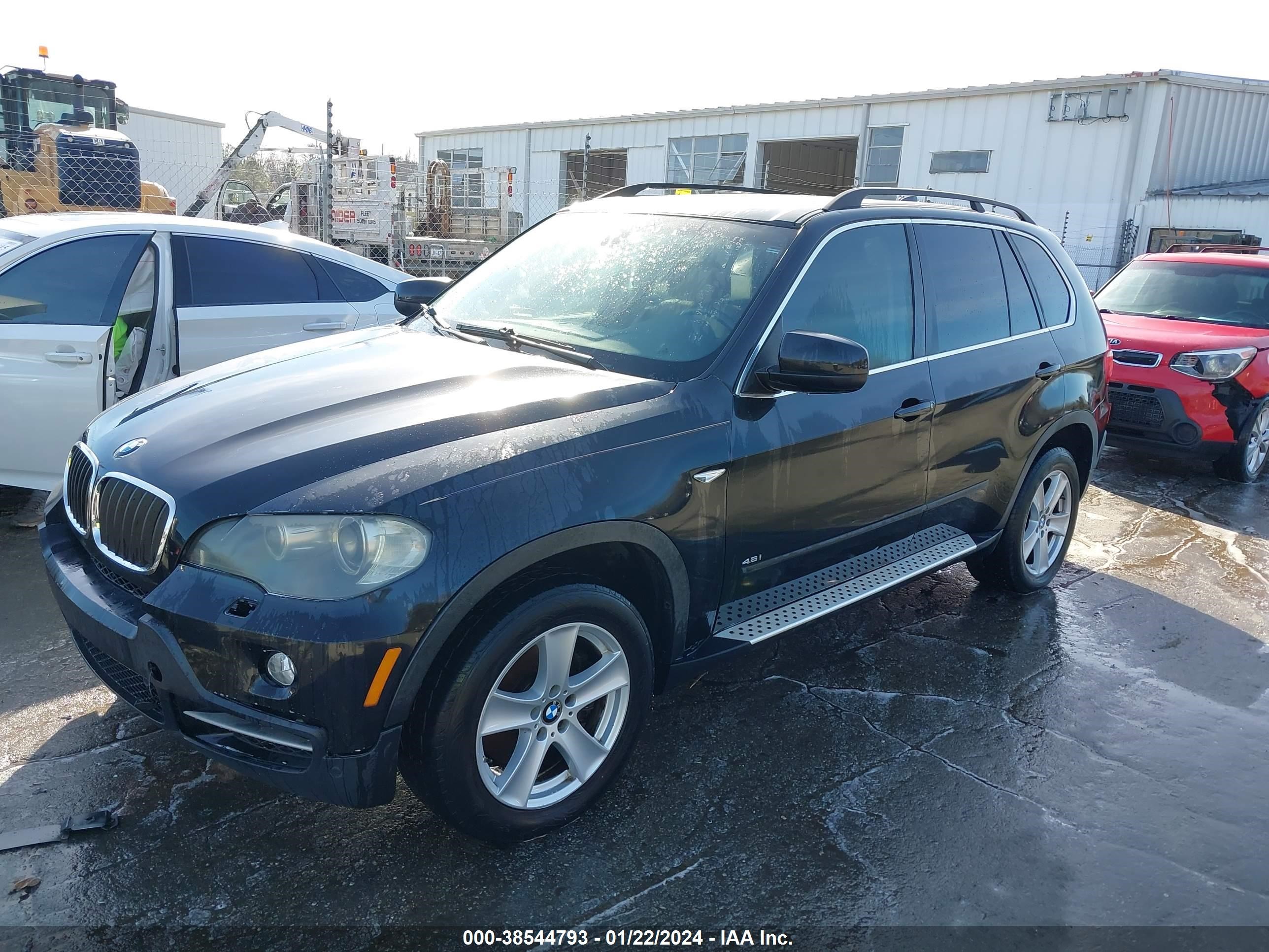 Photo 1 VIN: 5UXFE835X8L163121 - BMW X5 