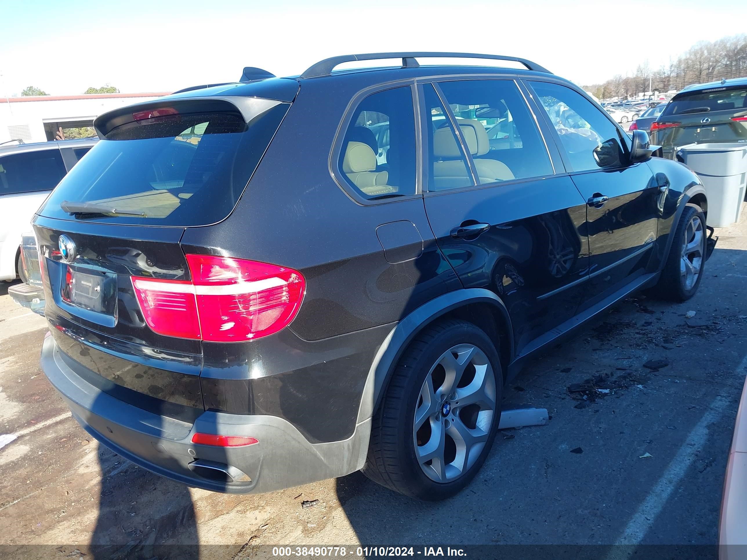 Photo 3 VIN: 5UXFE835X9L308238 - BMW X5 